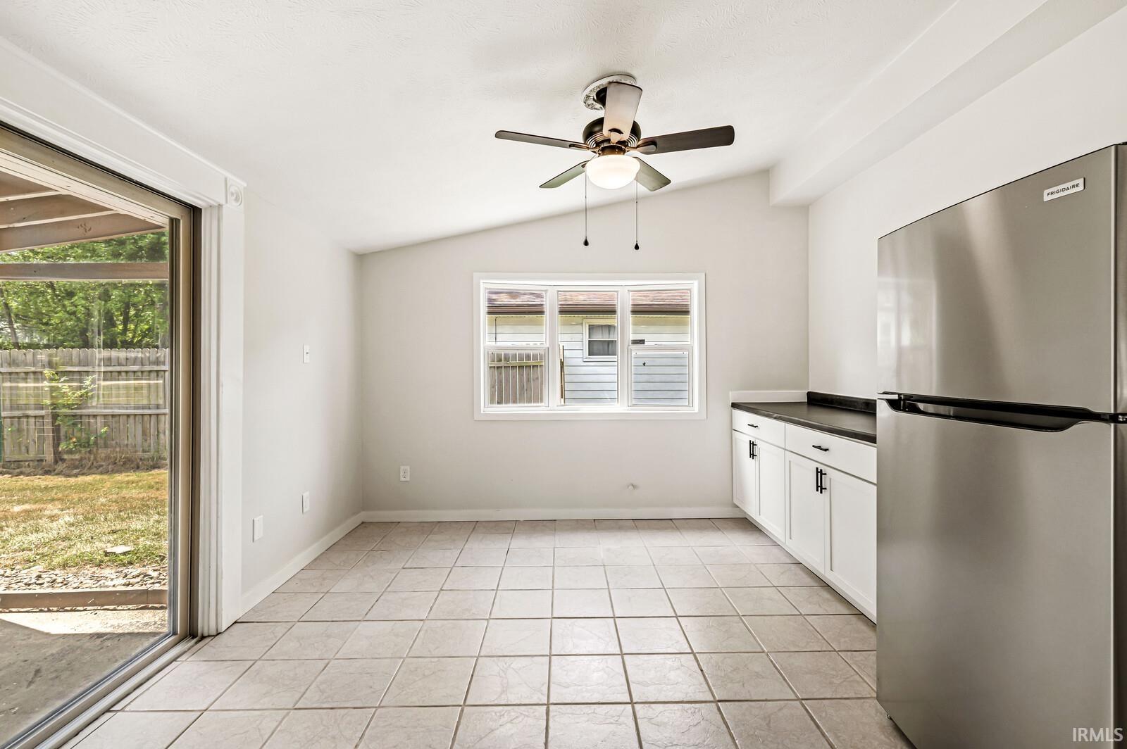 27412 Sunnyfield Drive