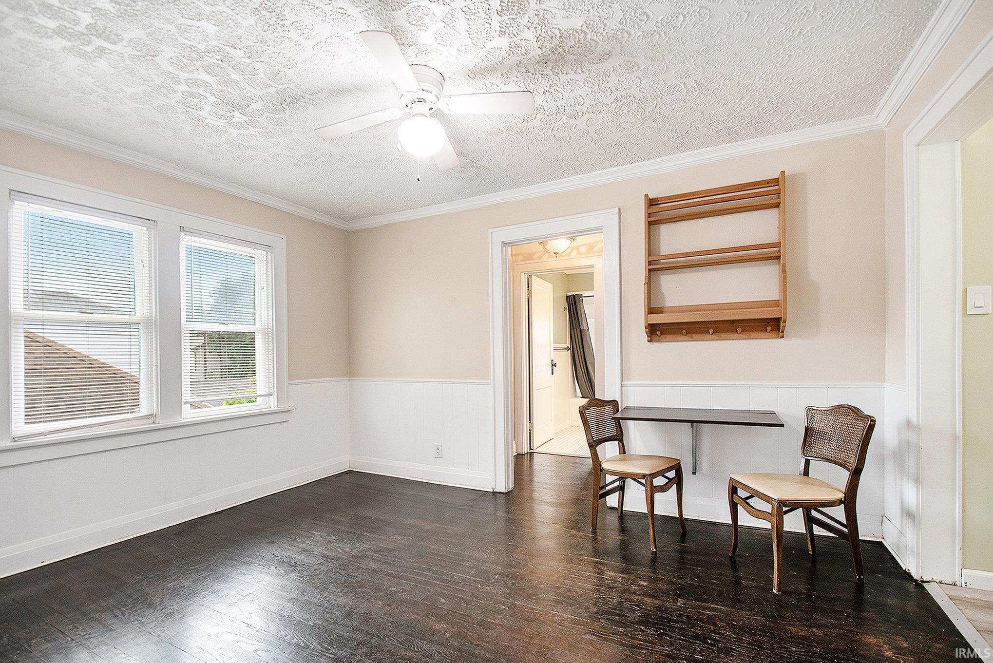 3321 Mishawaka Avenue