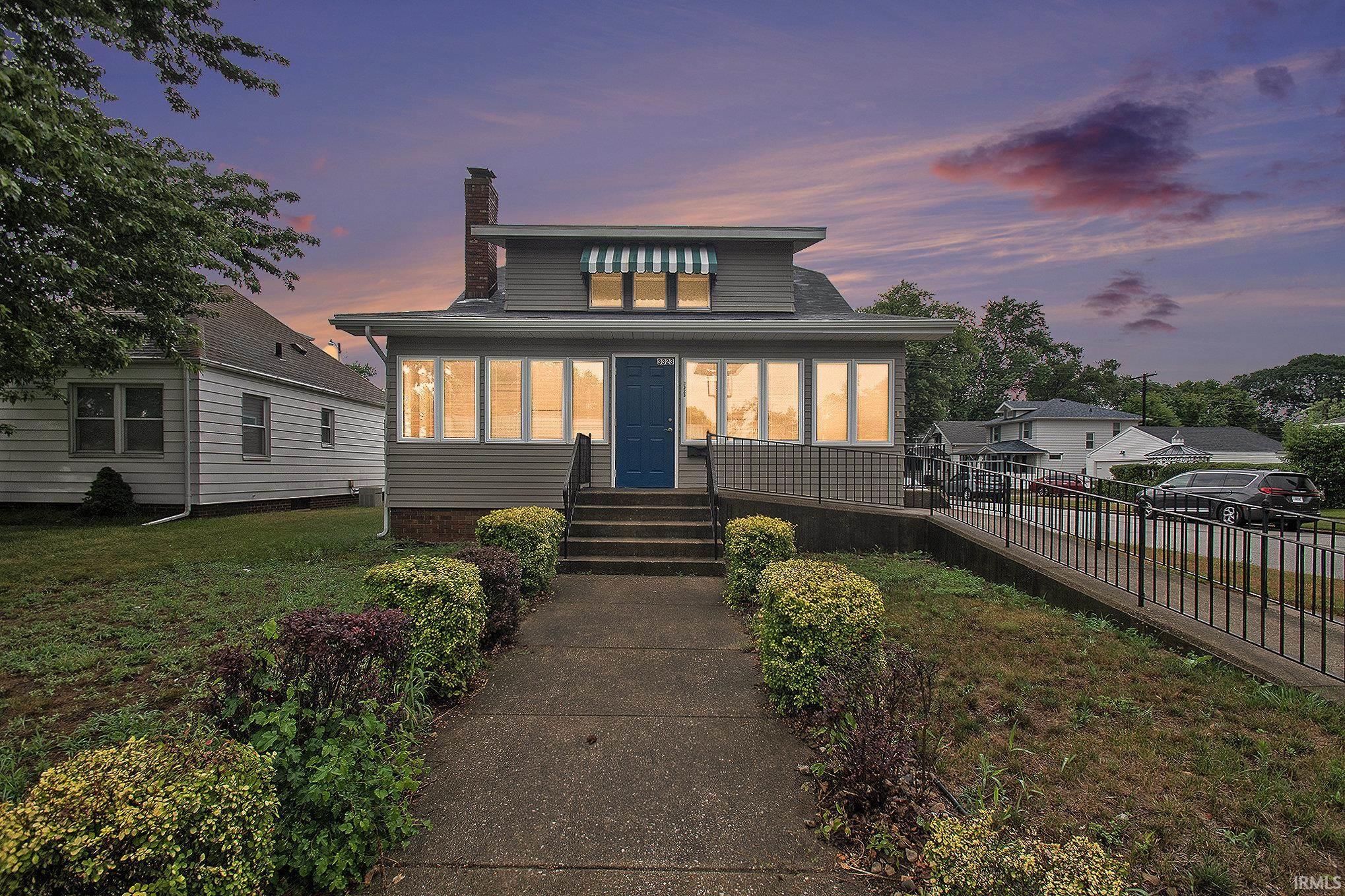 3321 Mishawaka Avenue