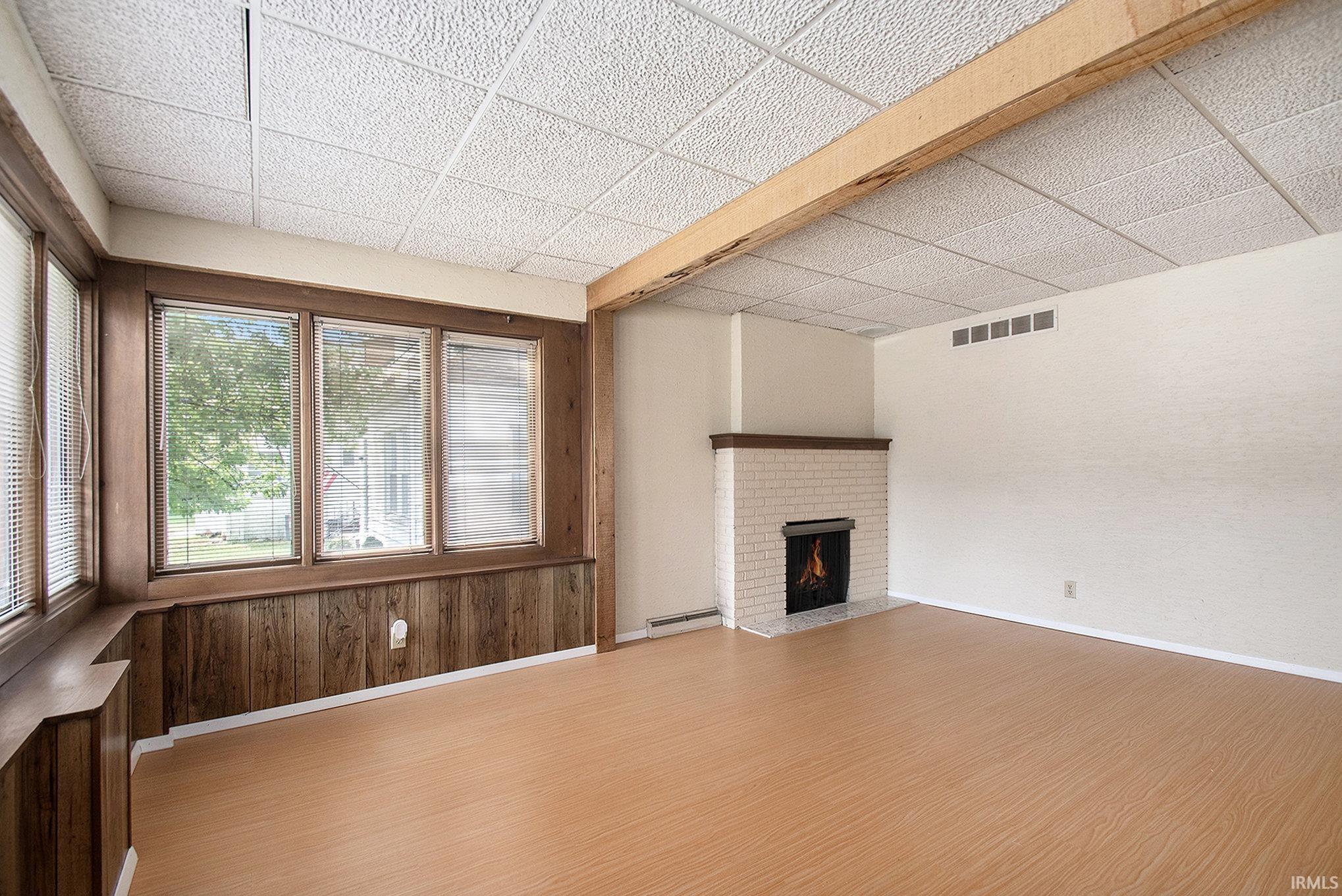 3321 Mishawaka Avenue