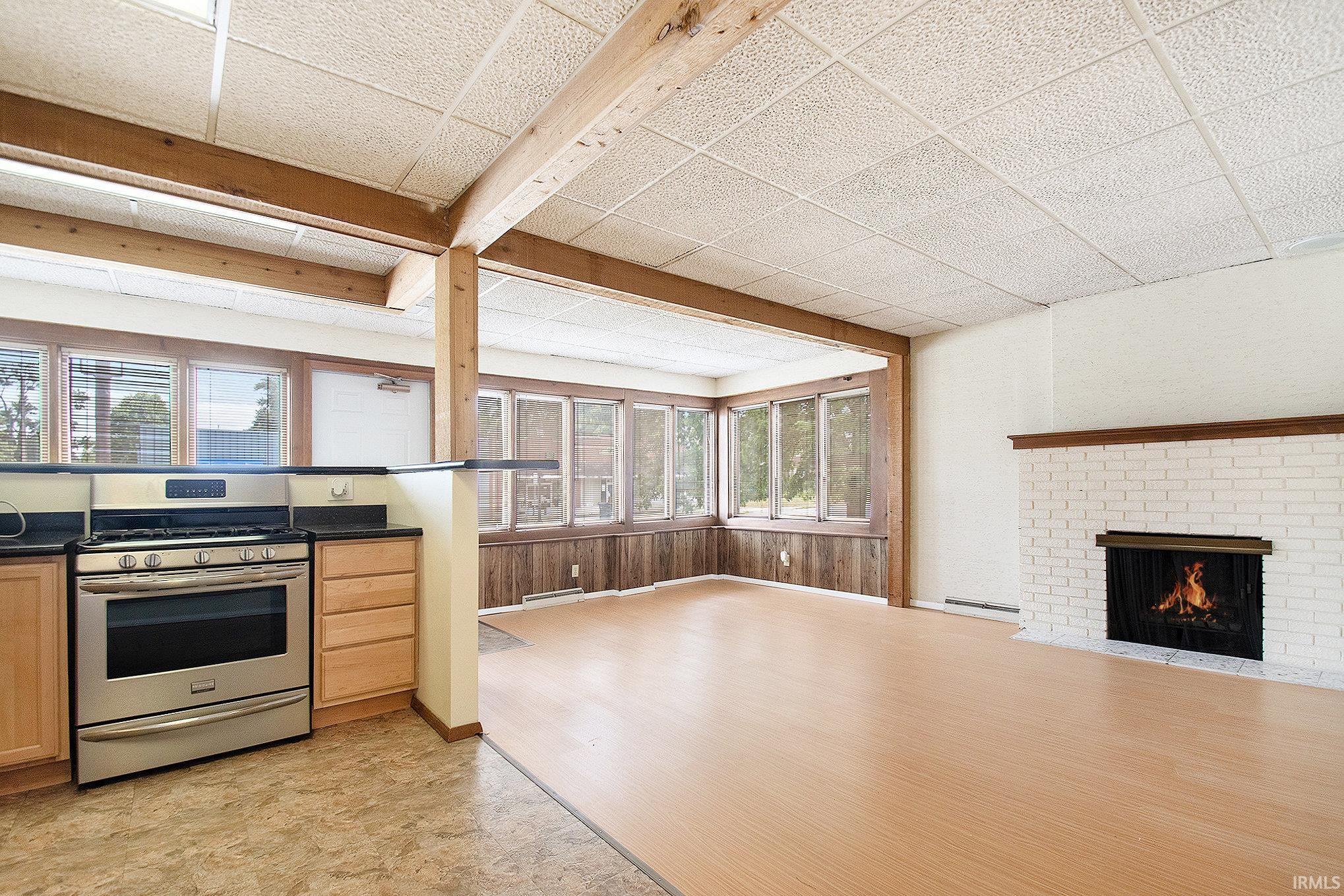 3321 Mishawaka Avenue