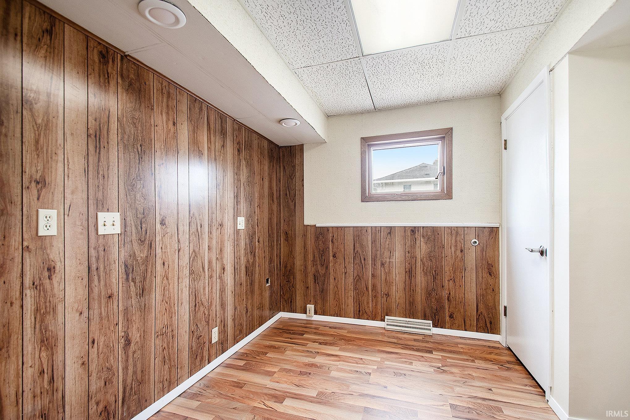 3321 Mishawaka Avenue