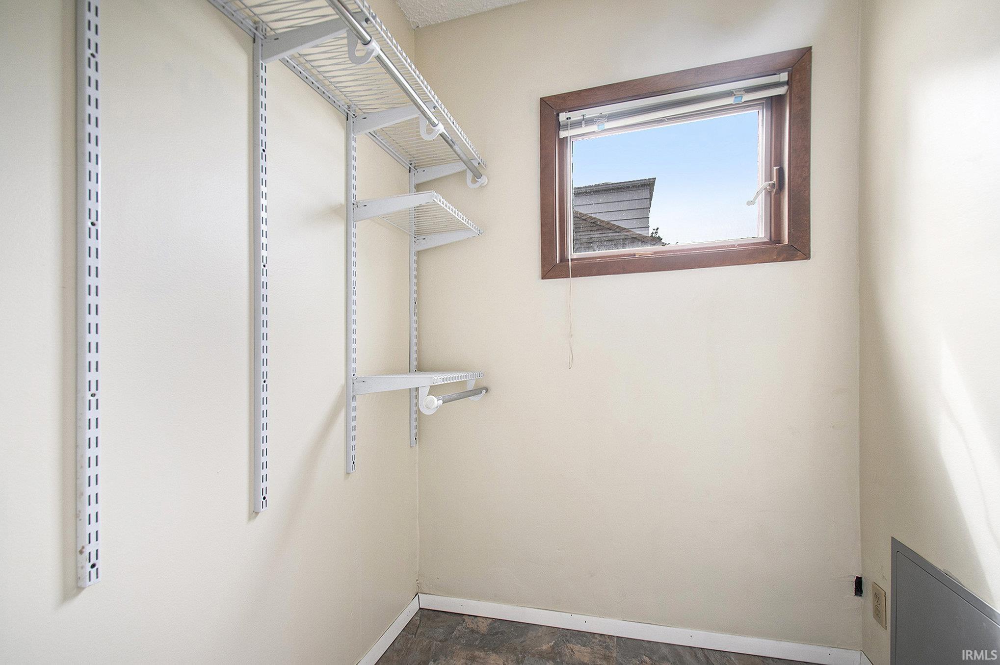 3321 Mishawaka Avenue