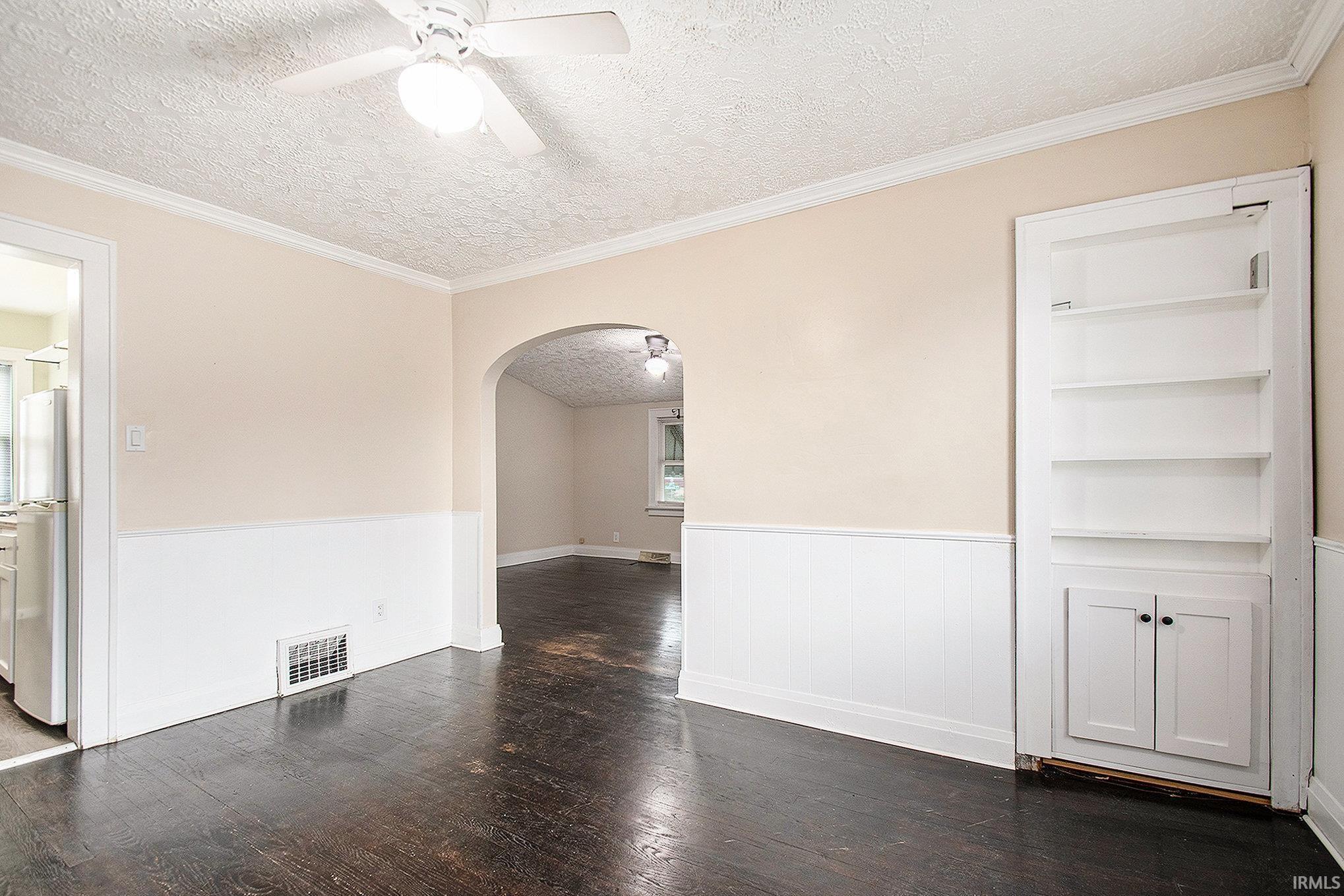 3321 Mishawaka Avenue