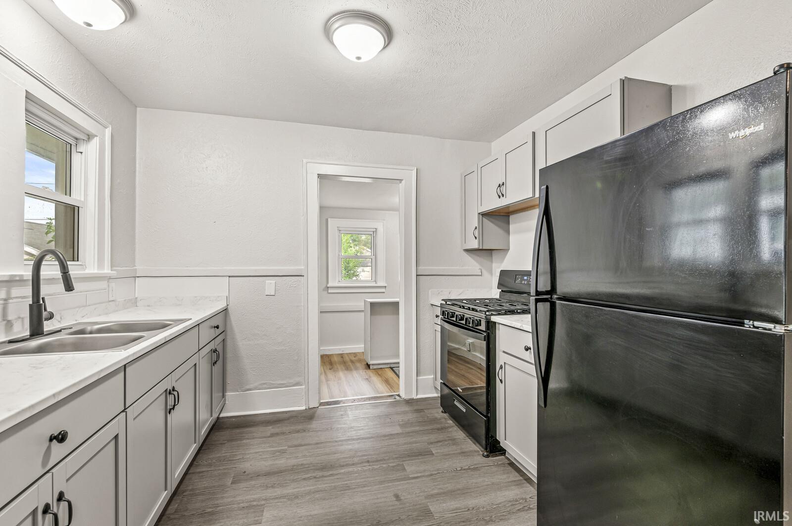 514 S Middleboro Avenue