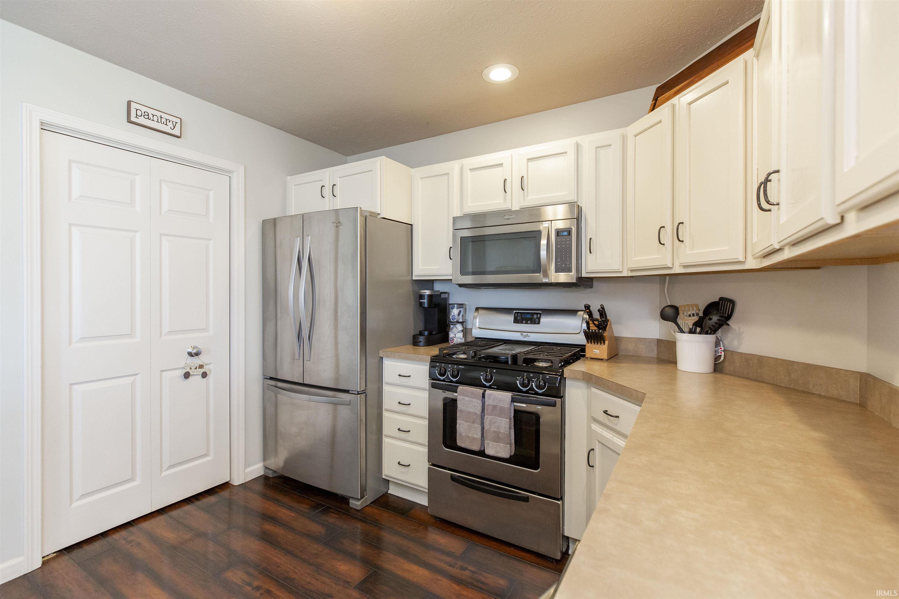 1157 E Borley Avenue