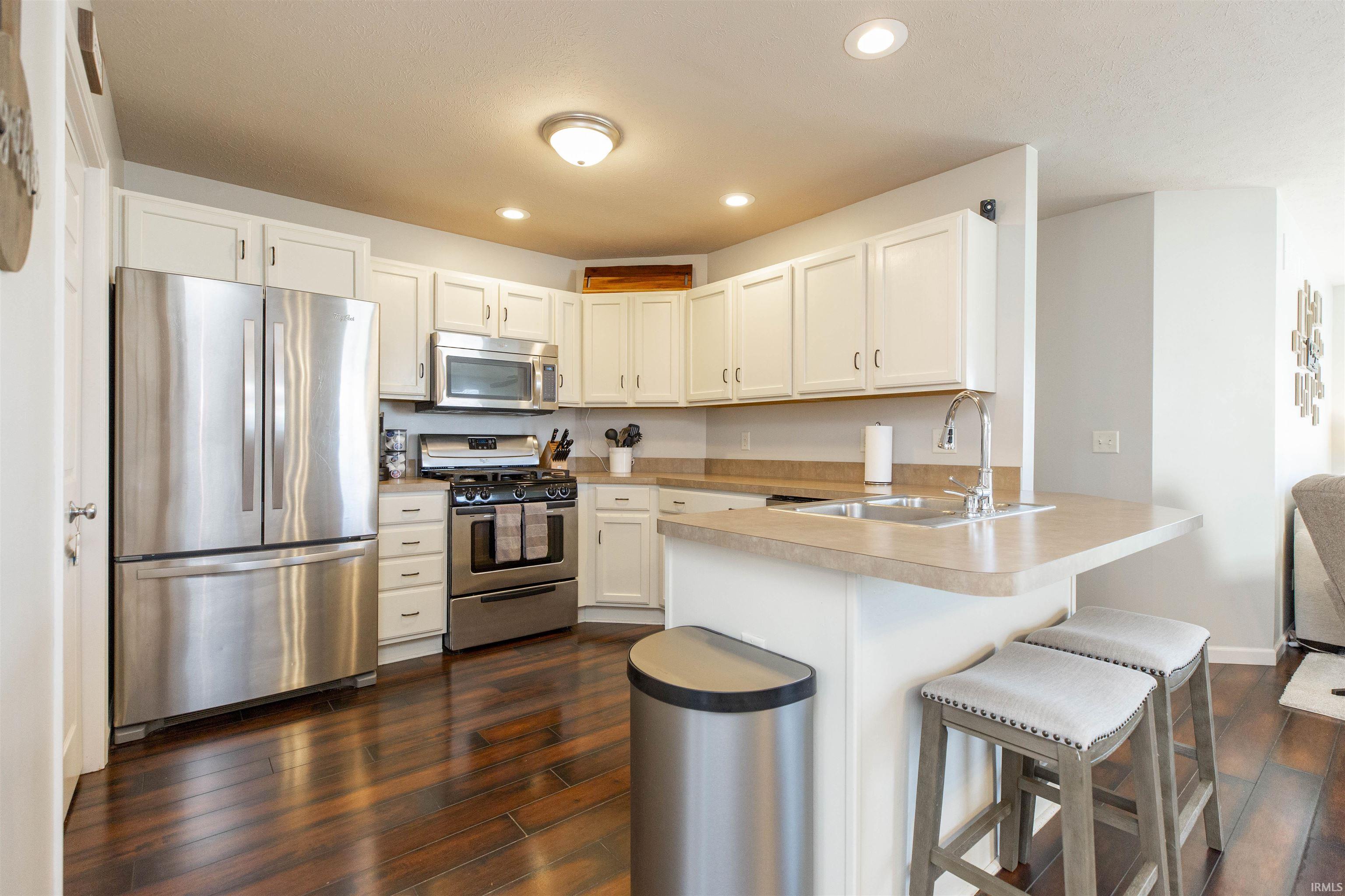 1157 E Borley Avenue