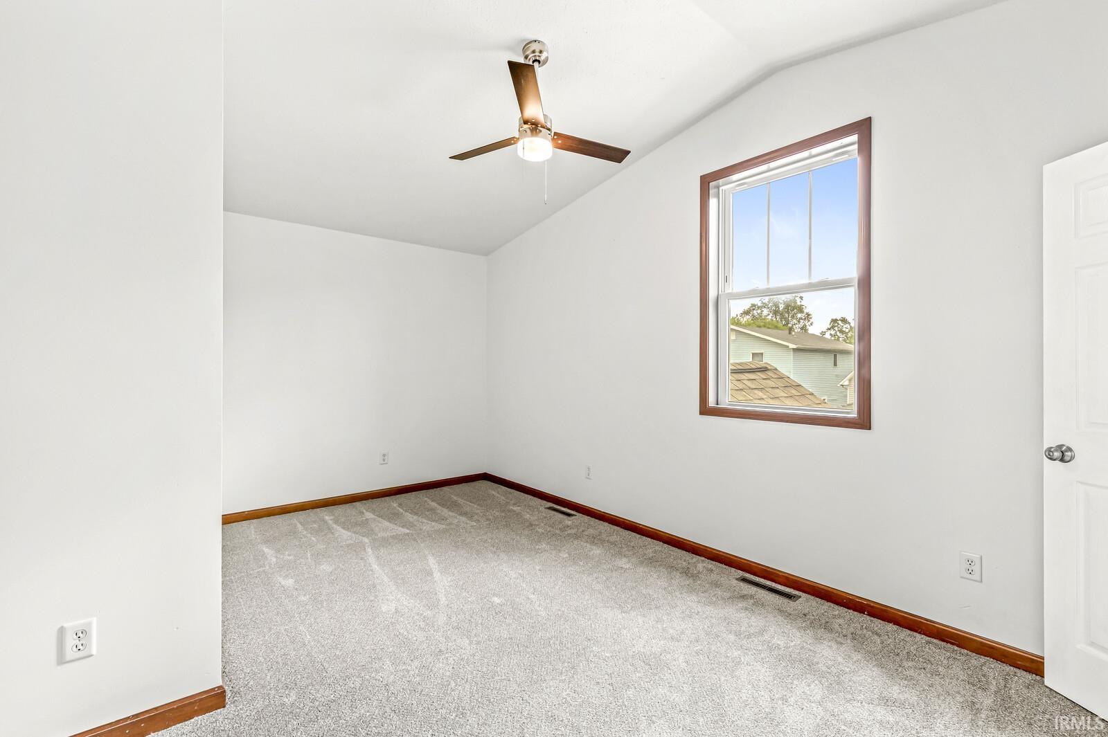 309 W Oakridge Avenue