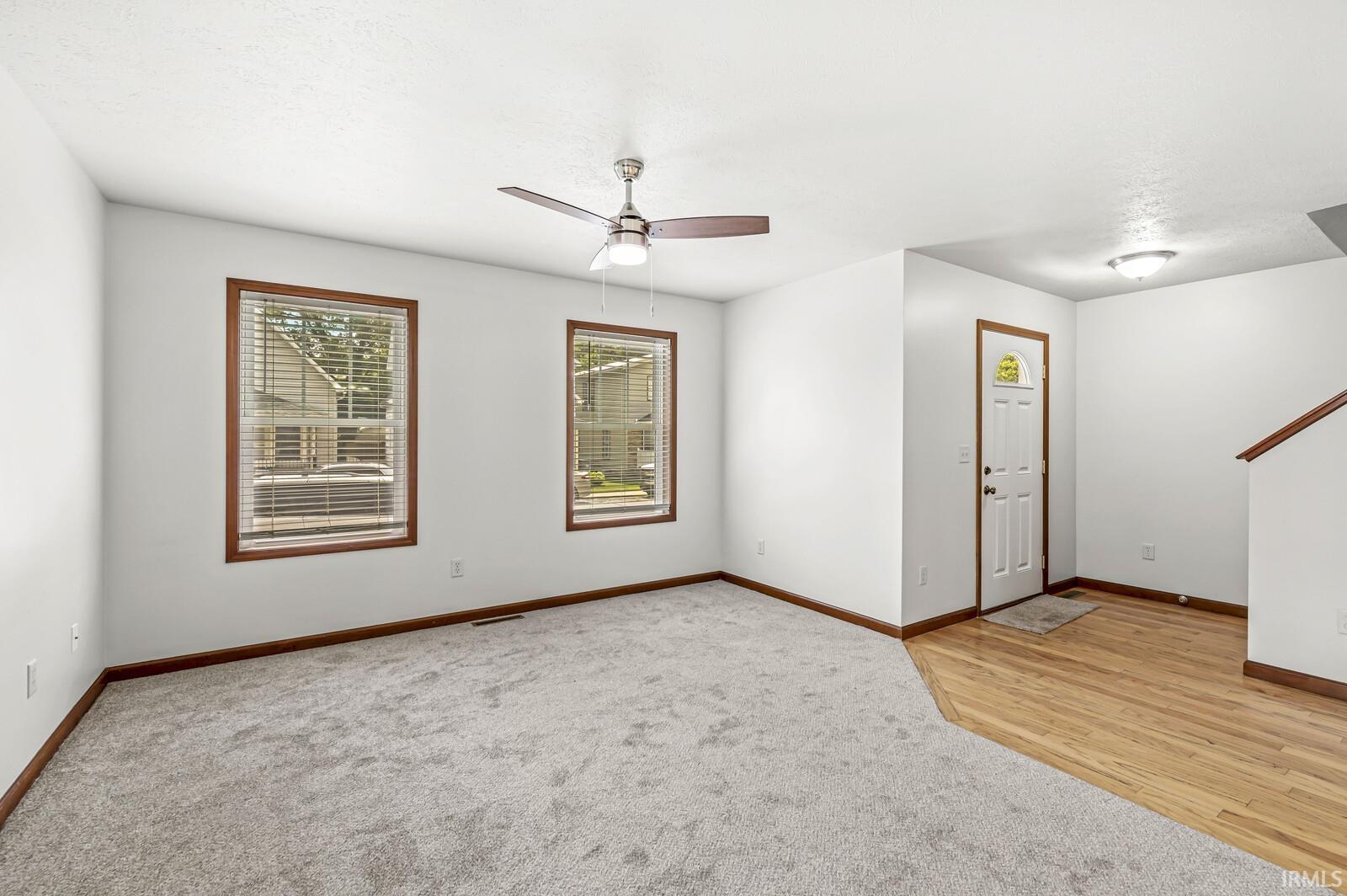 309 W Oakridge Avenue