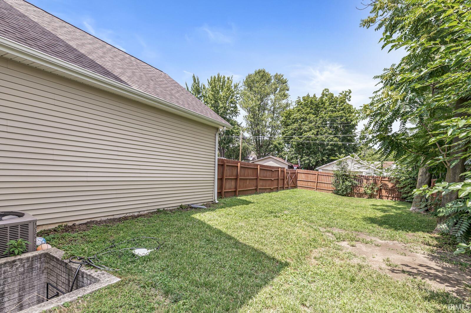 309 W Oakridge Avenue