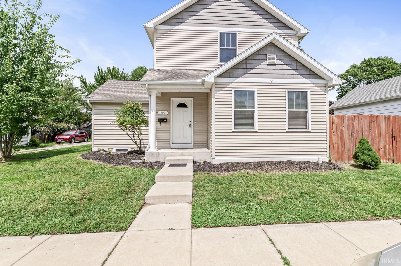 309 W Oakridge Avenue