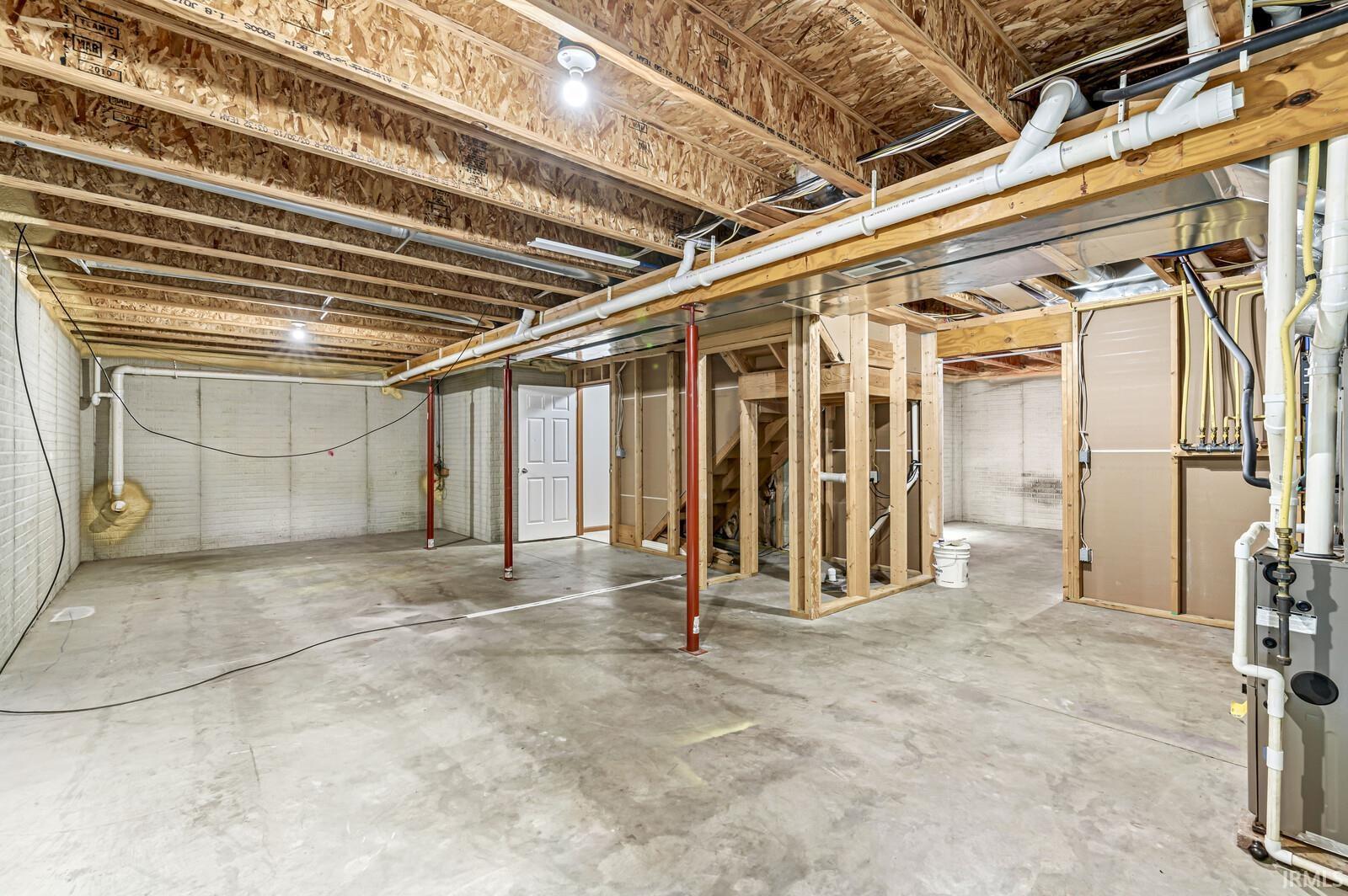 309 W Oakridge Avenue