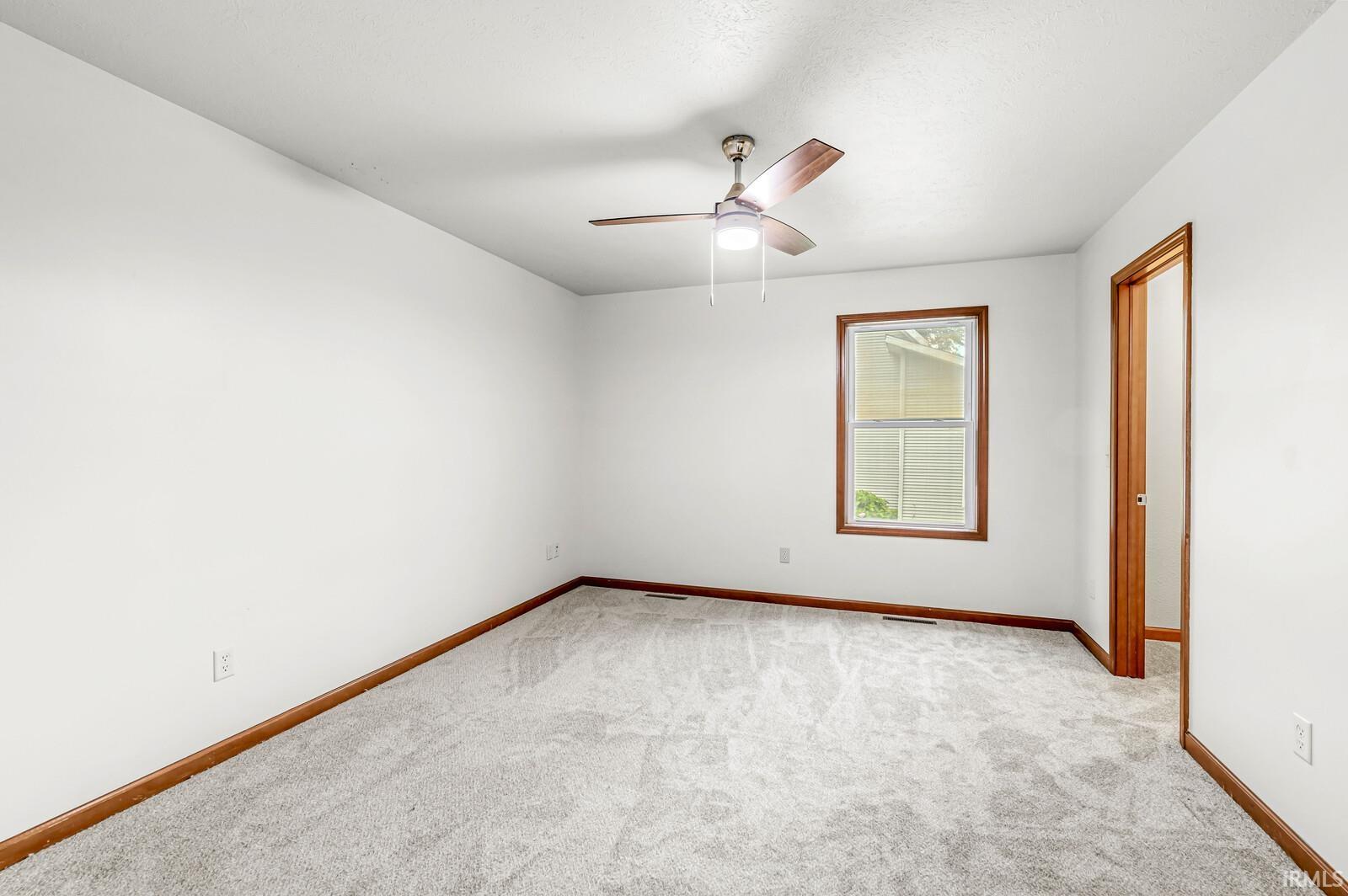 309 W Oakridge Avenue