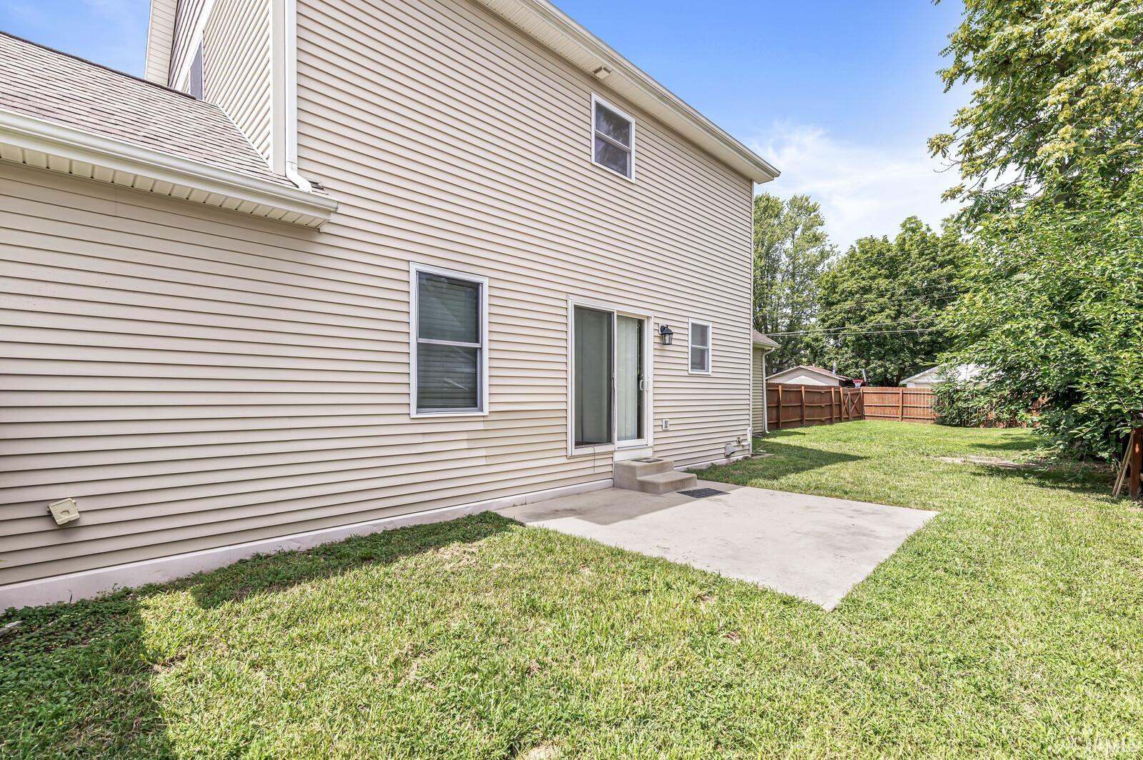 309 W Oakridge Avenue