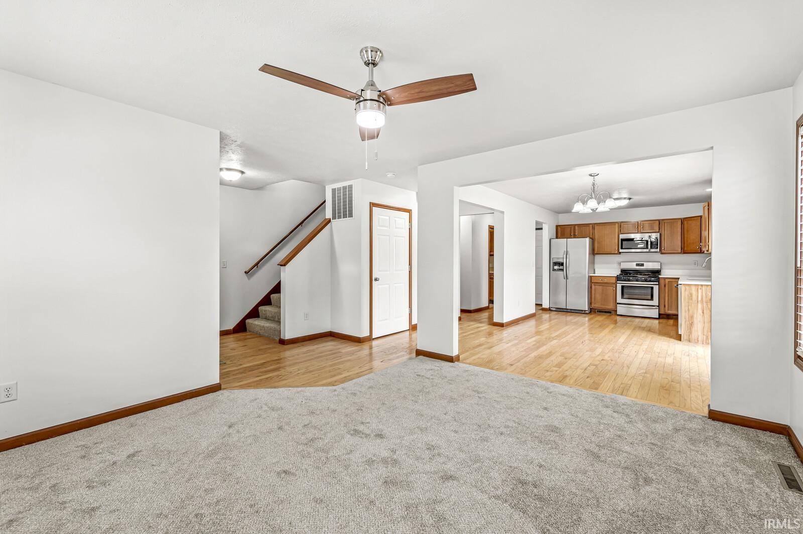 309 W Oakridge Avenue