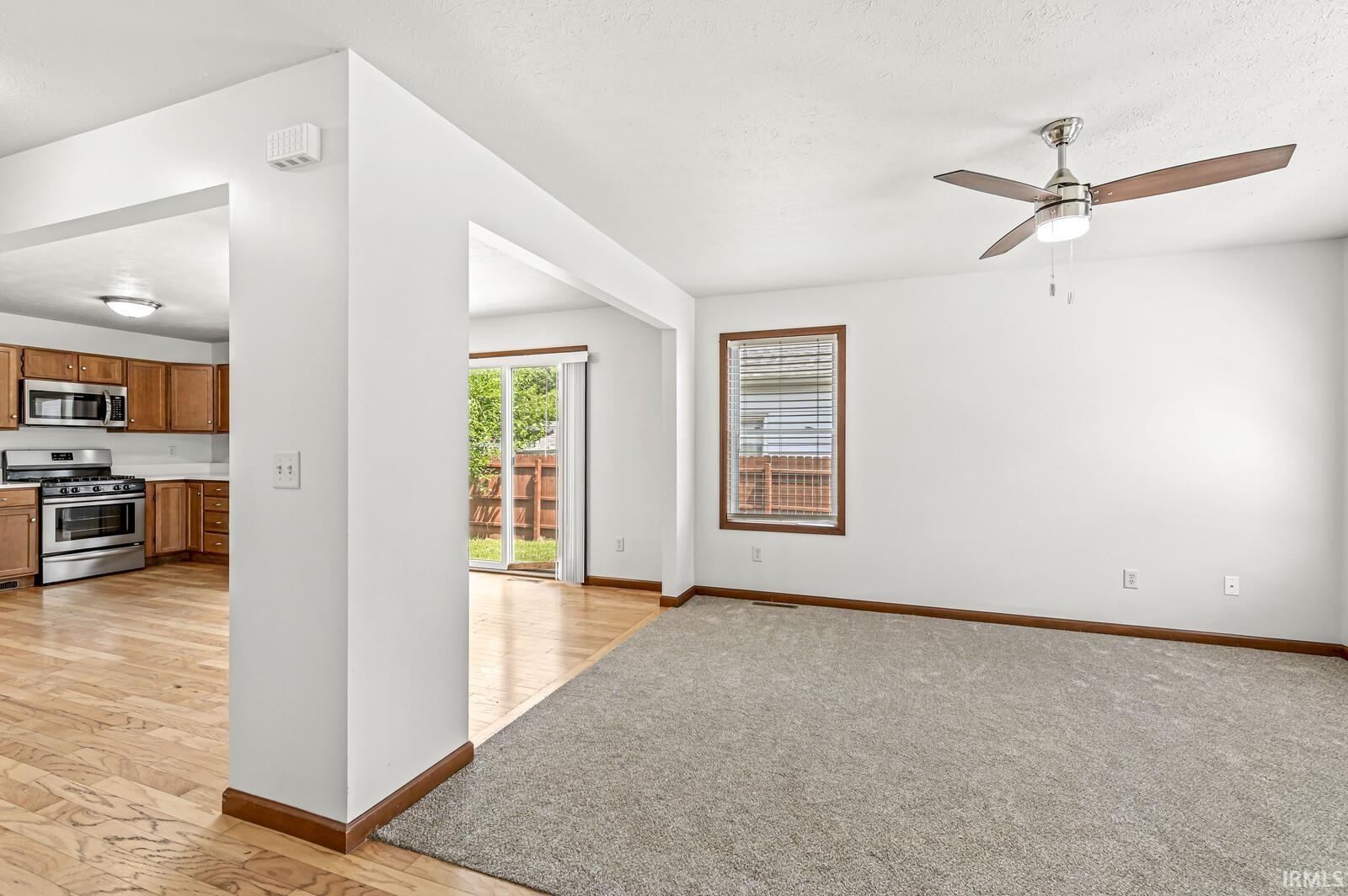 309 W Oakridge Avenue