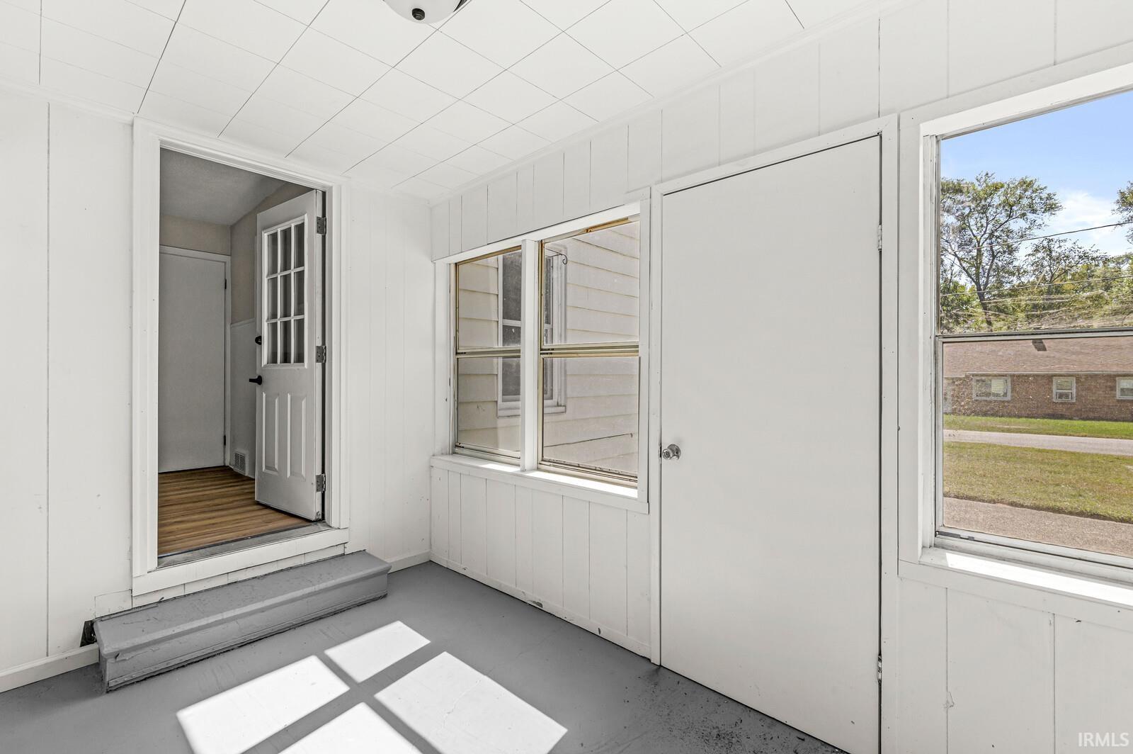 25183 Glenmore Street