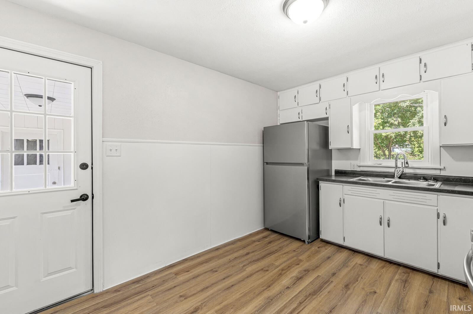 25183 Glenmore Street