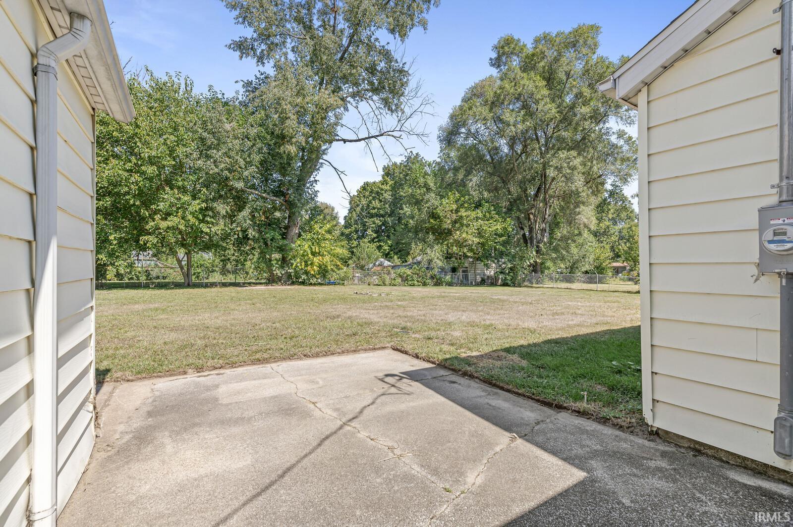 25183 Glenmore Street