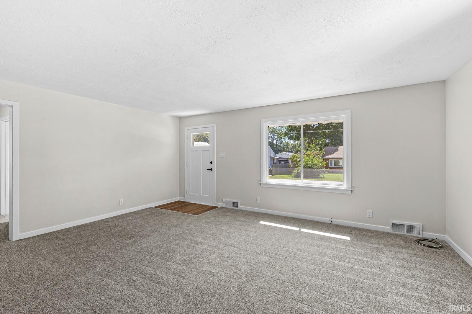 25183 Glenmore Street