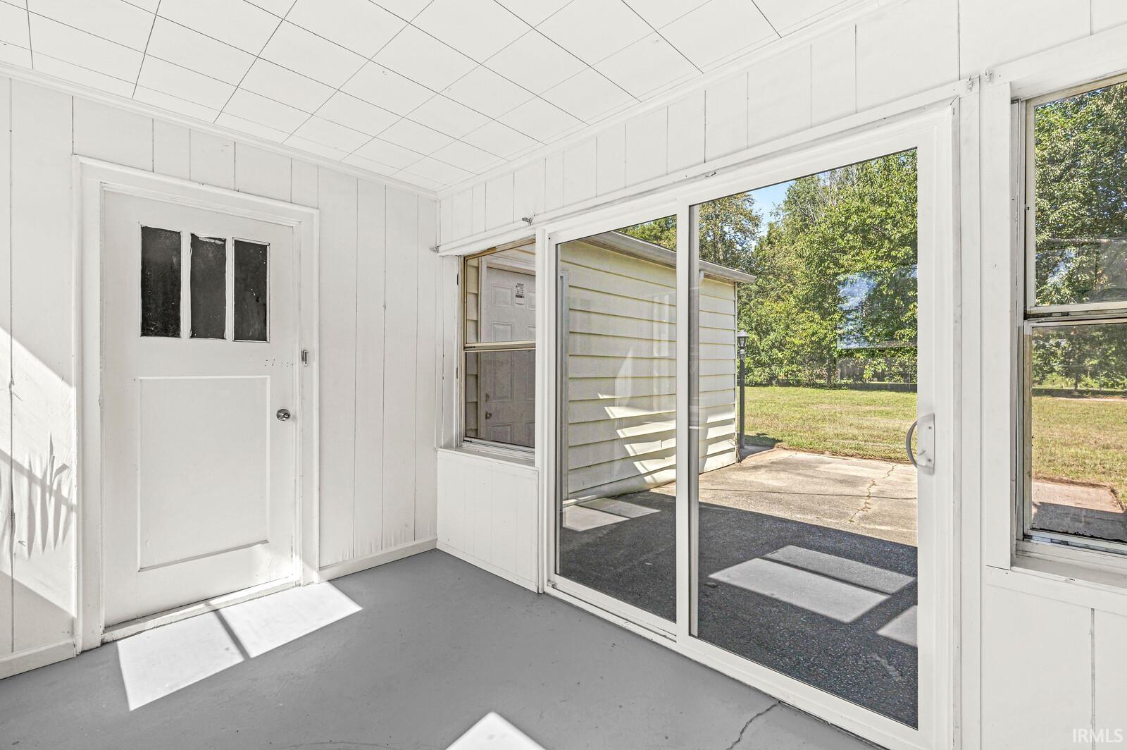 25183 Glenmore Street