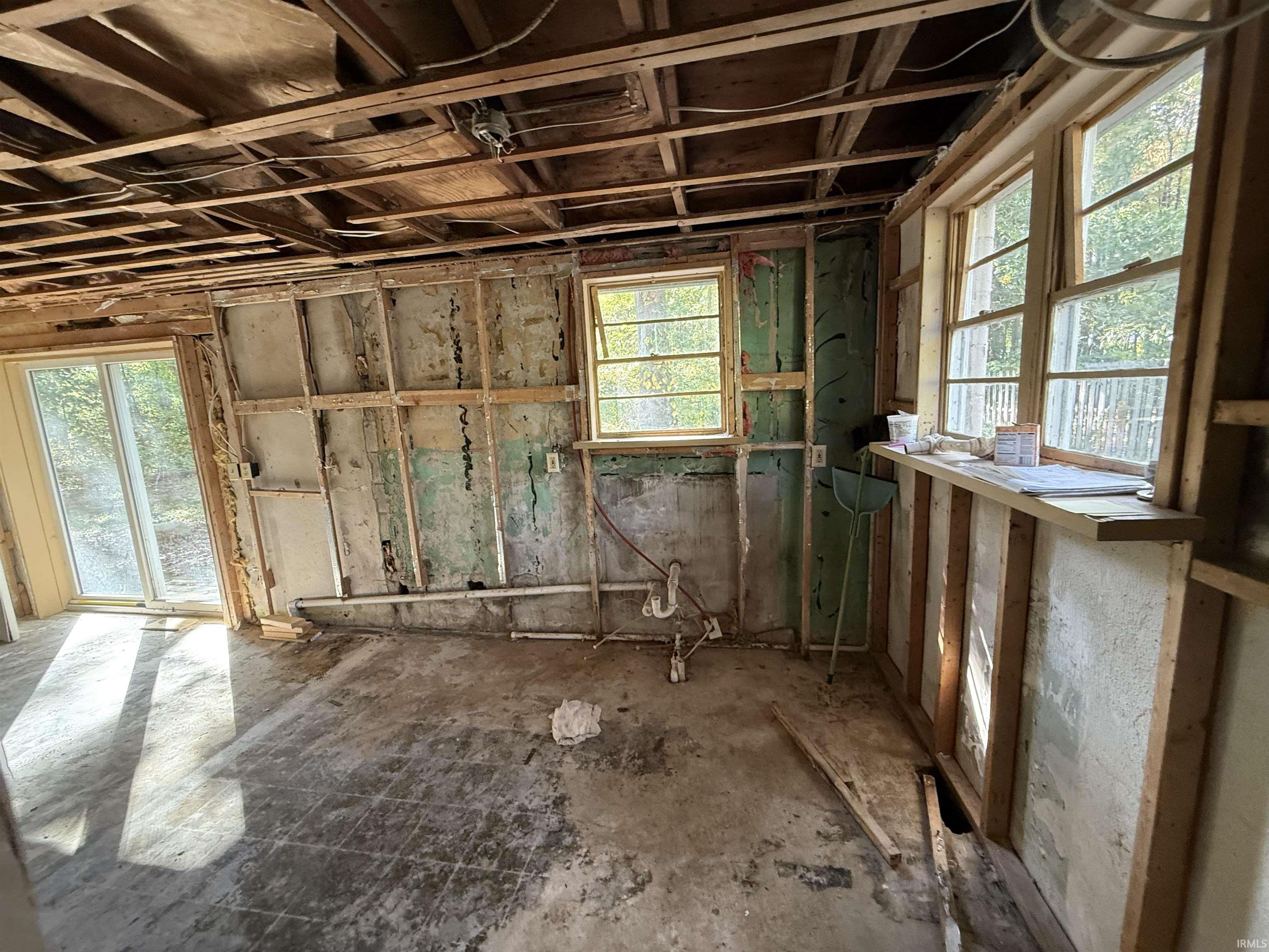 55345 Hollywood Boulevard