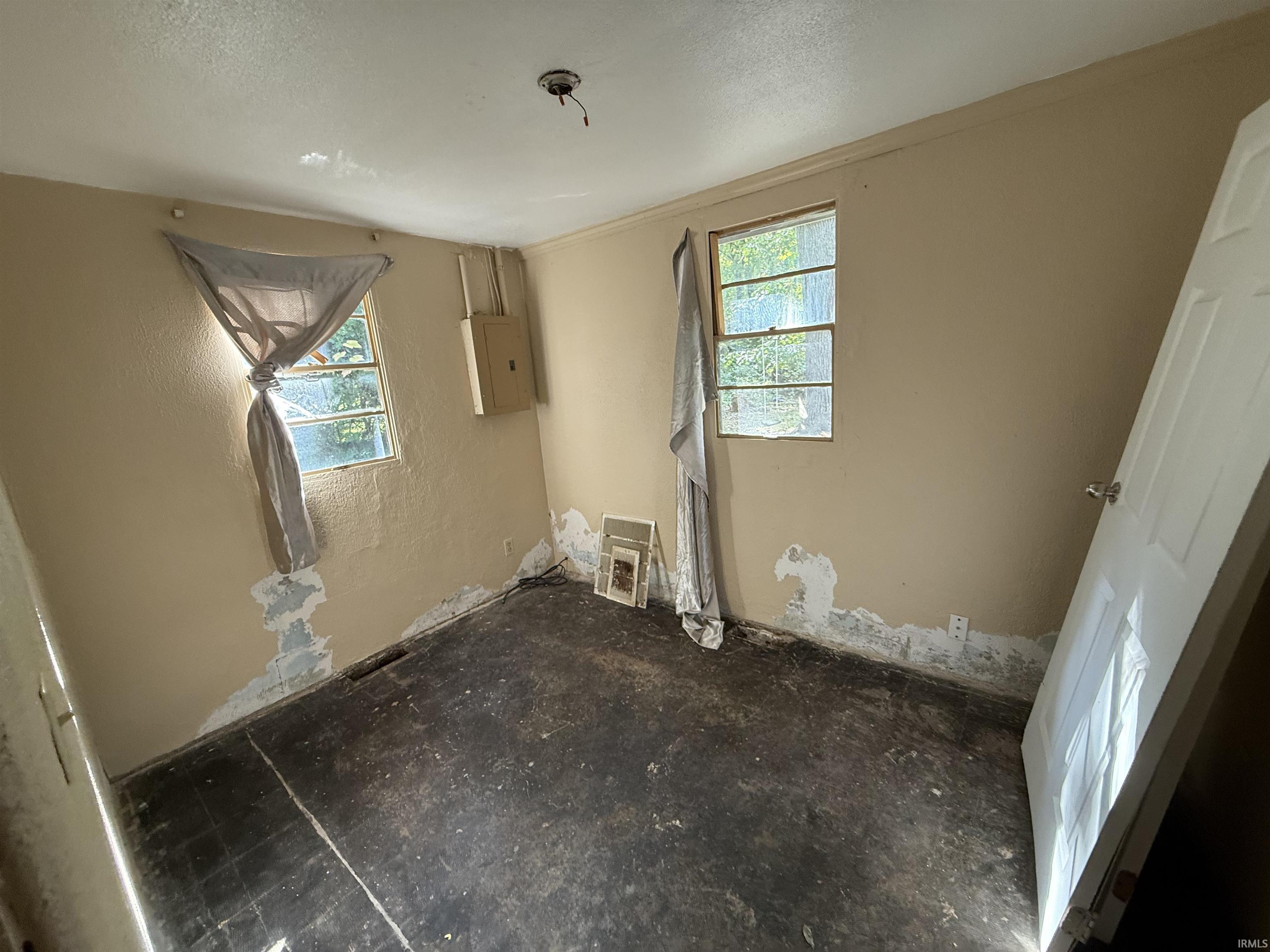 55345 Hollywood Boulevard