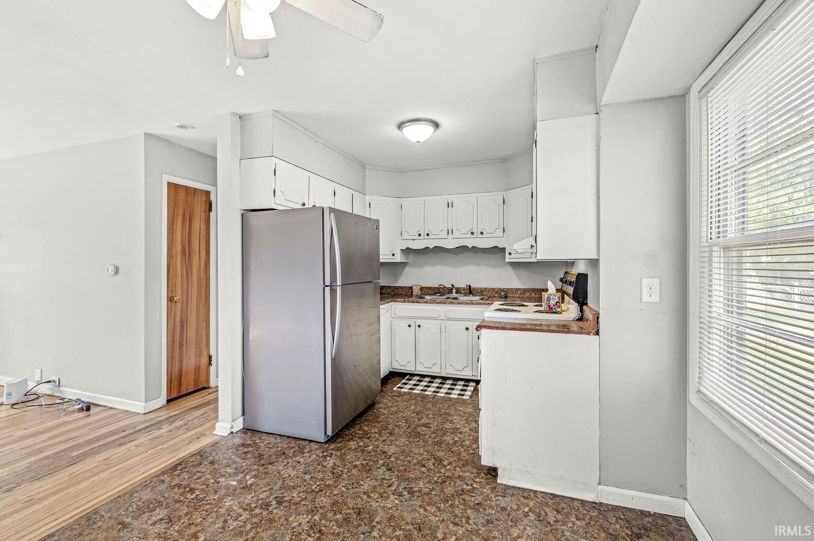 5033 W Sample Street