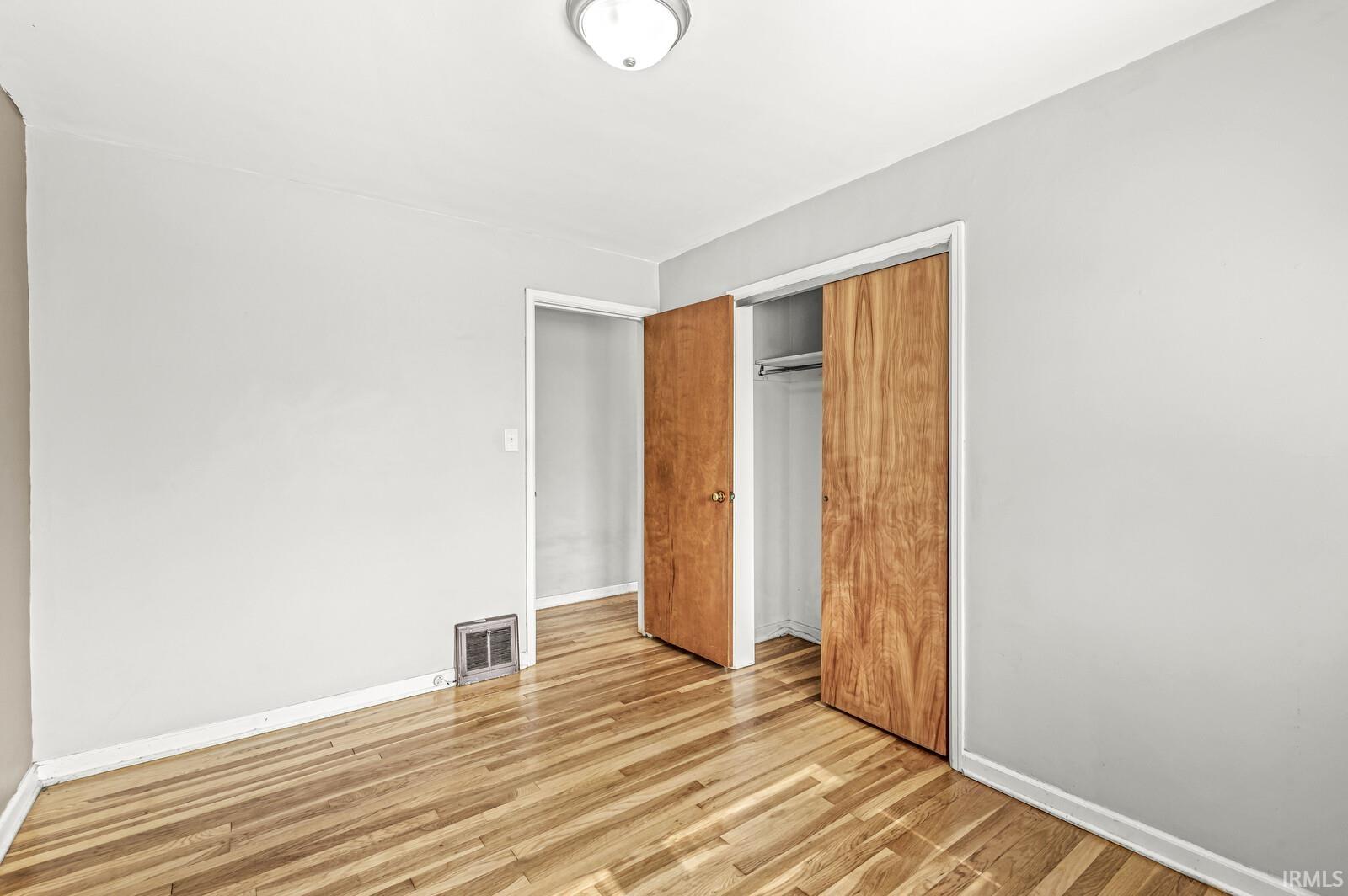 5033 W Sample Street