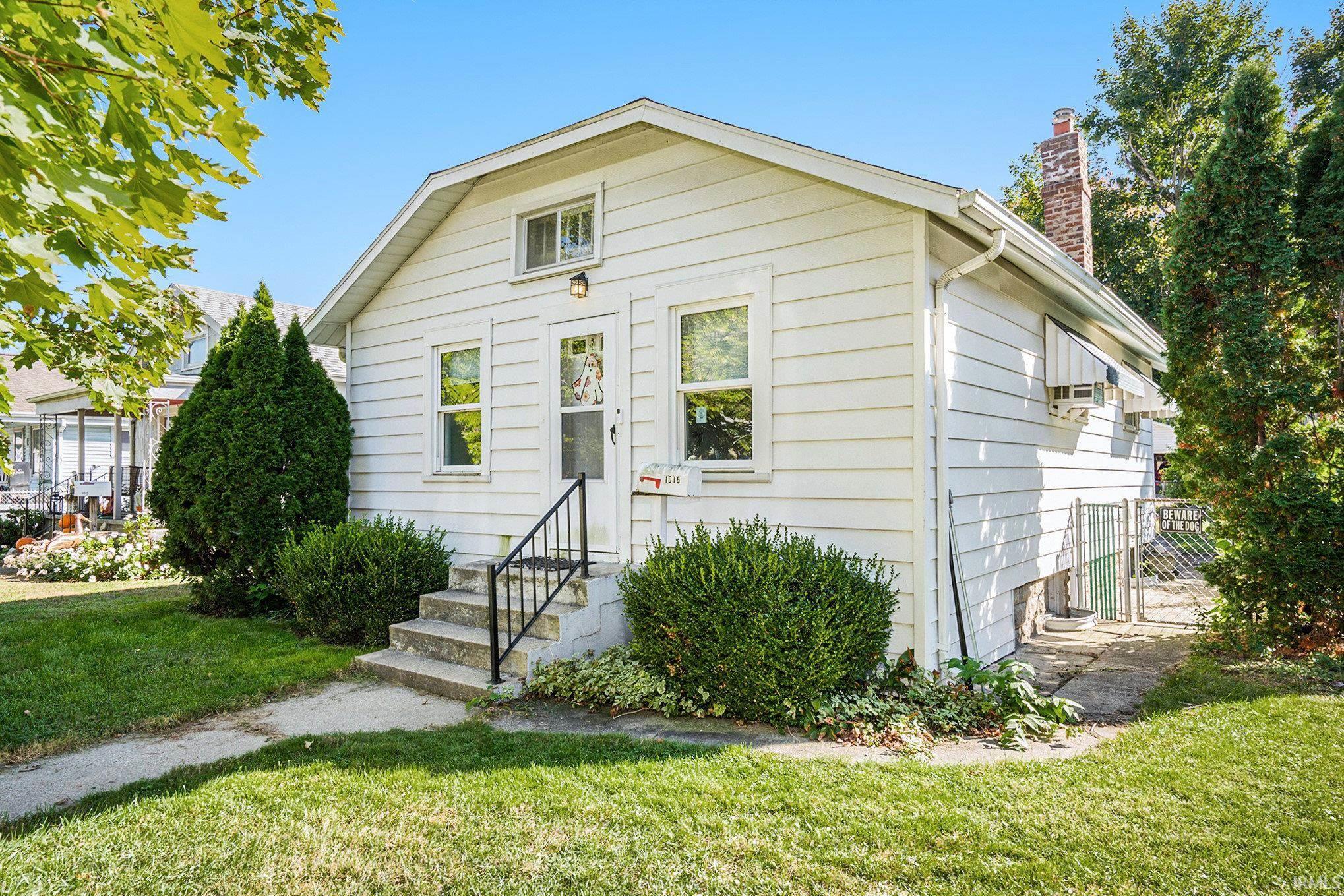 1015 E Broadway Street