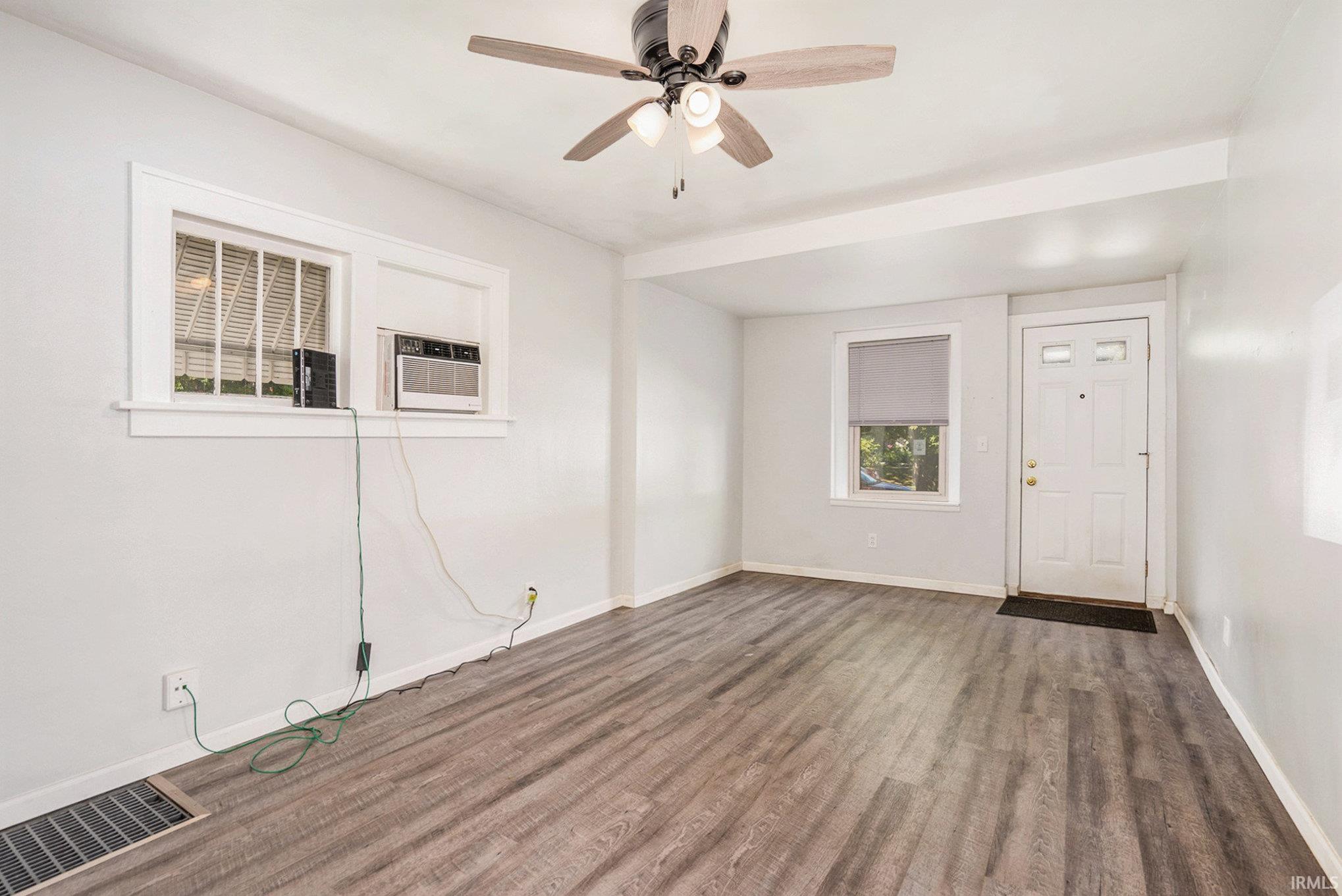 1015 E Broadway Street