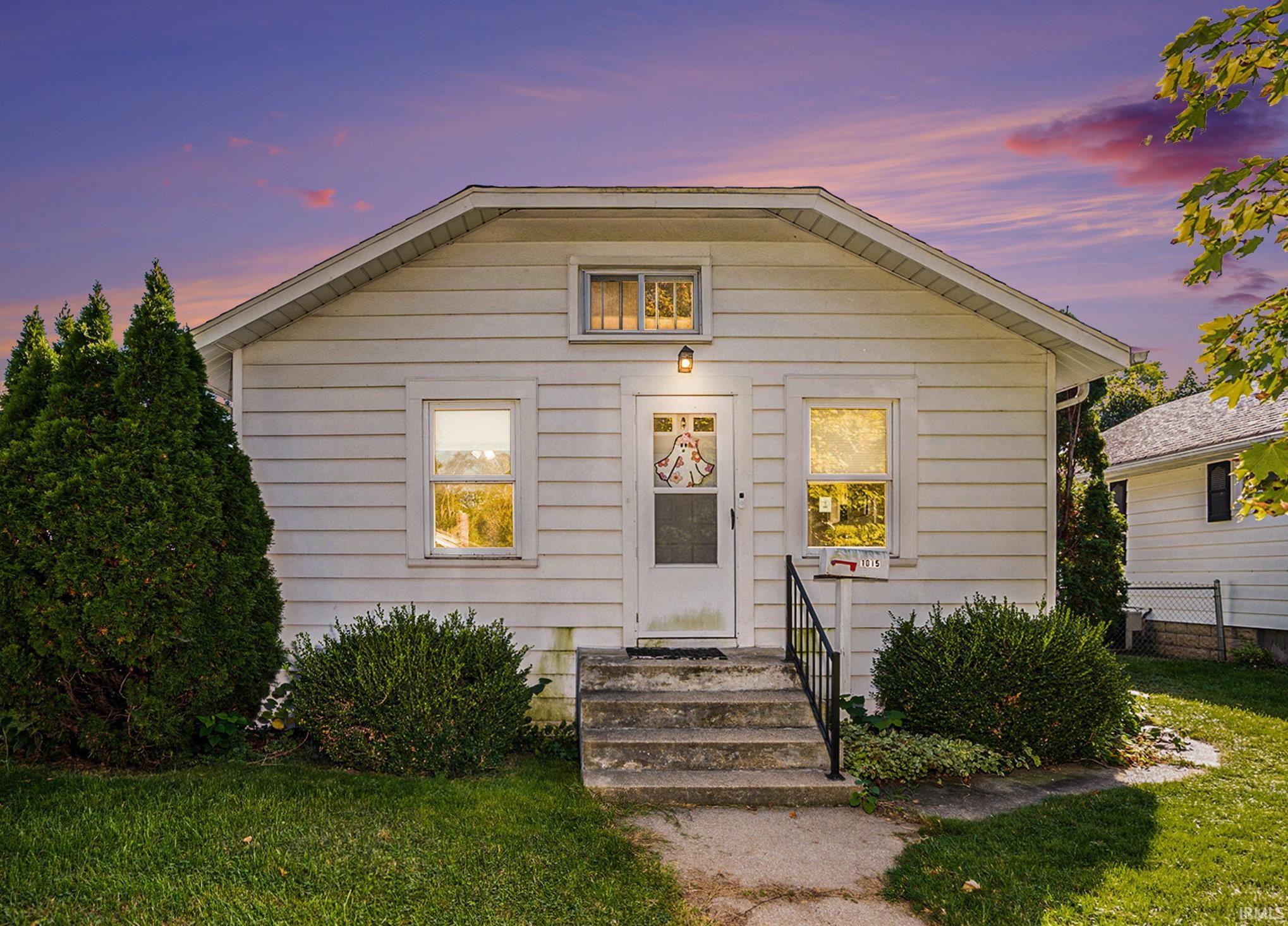 1015 E Broadway Street