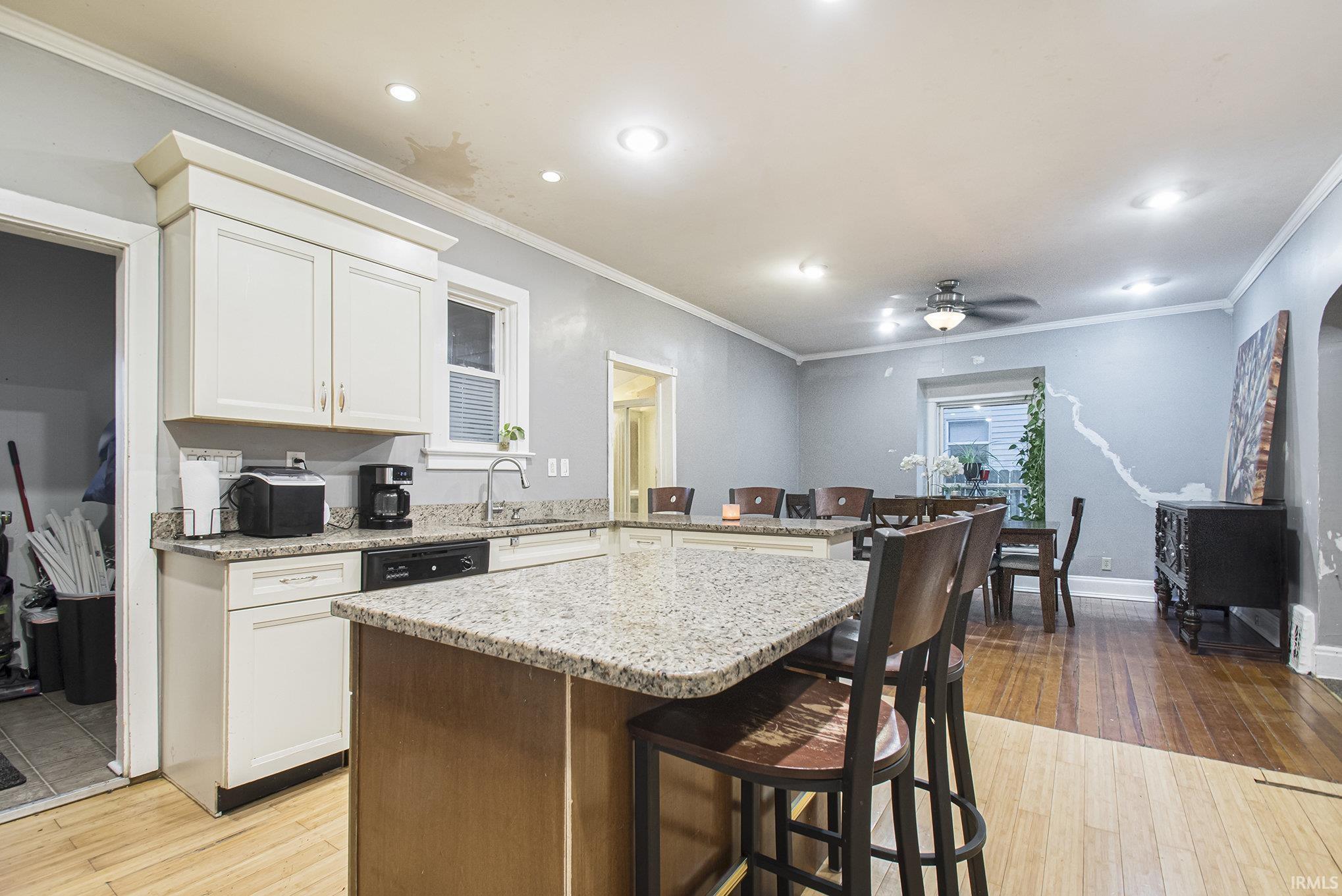 912 N Lawrence Street