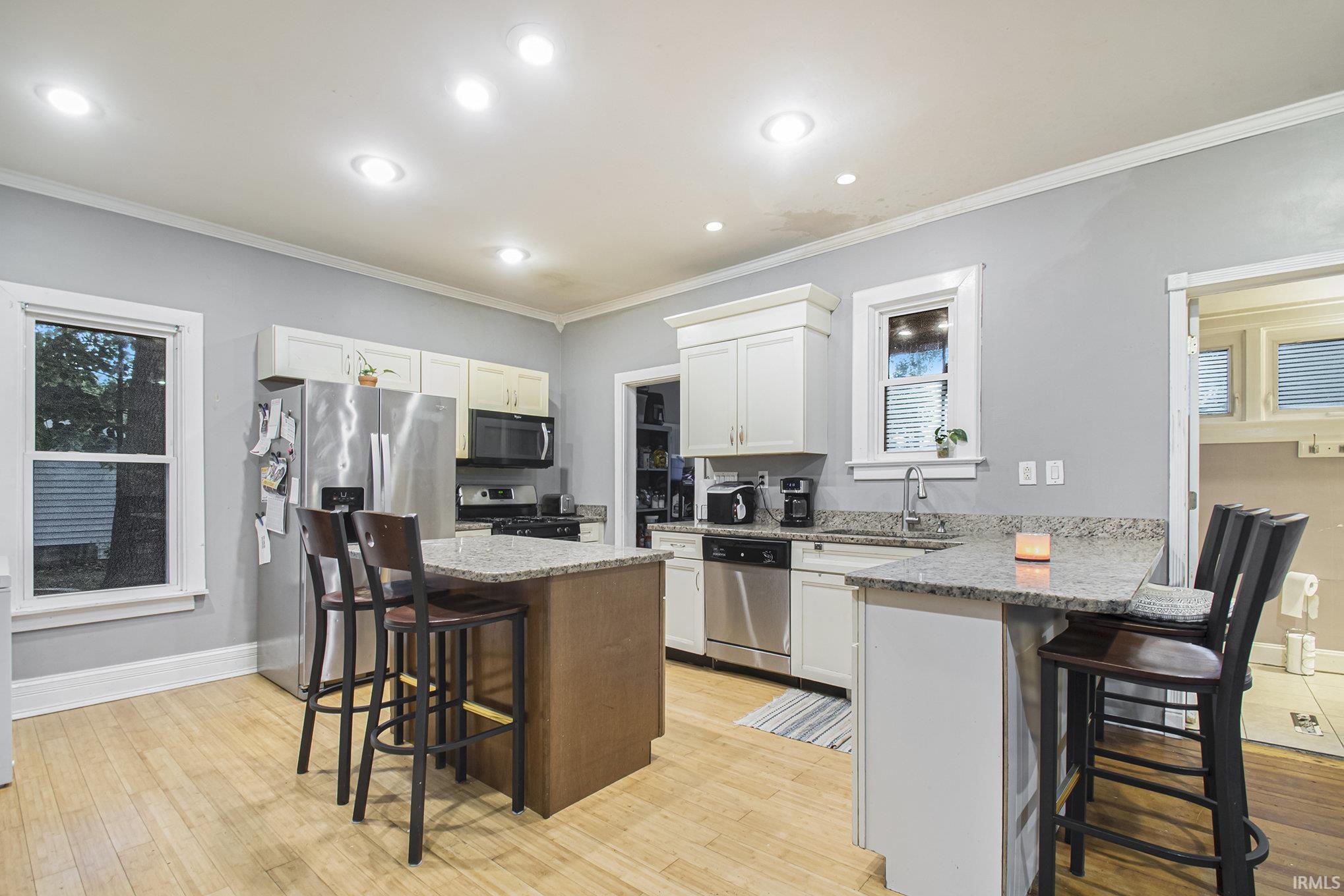 912 N Lawrence Street