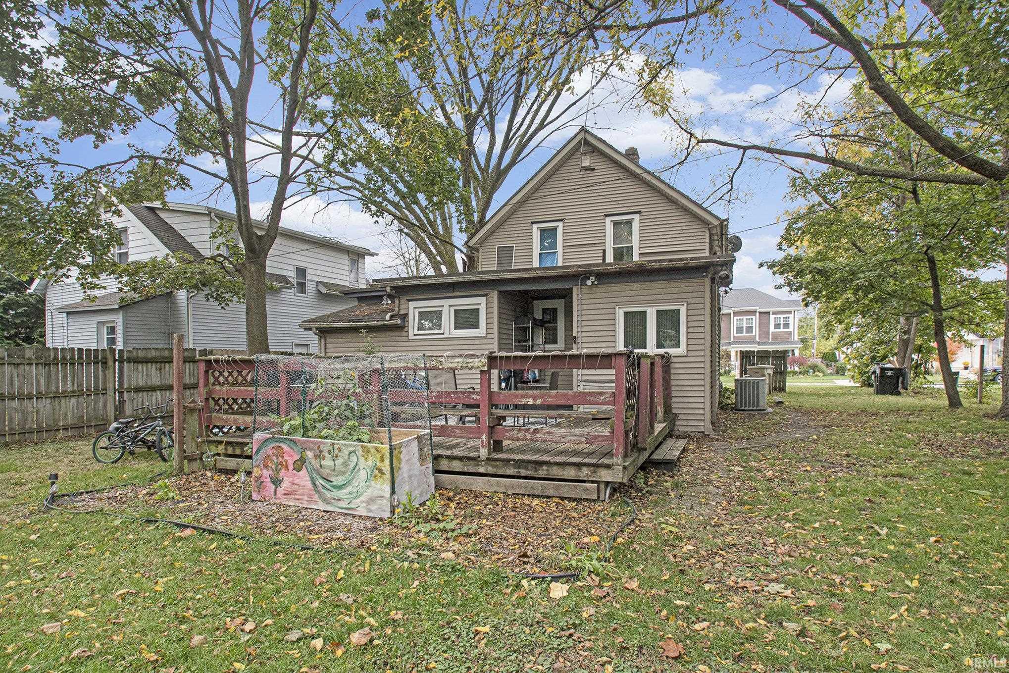 912 N Lawrence Street