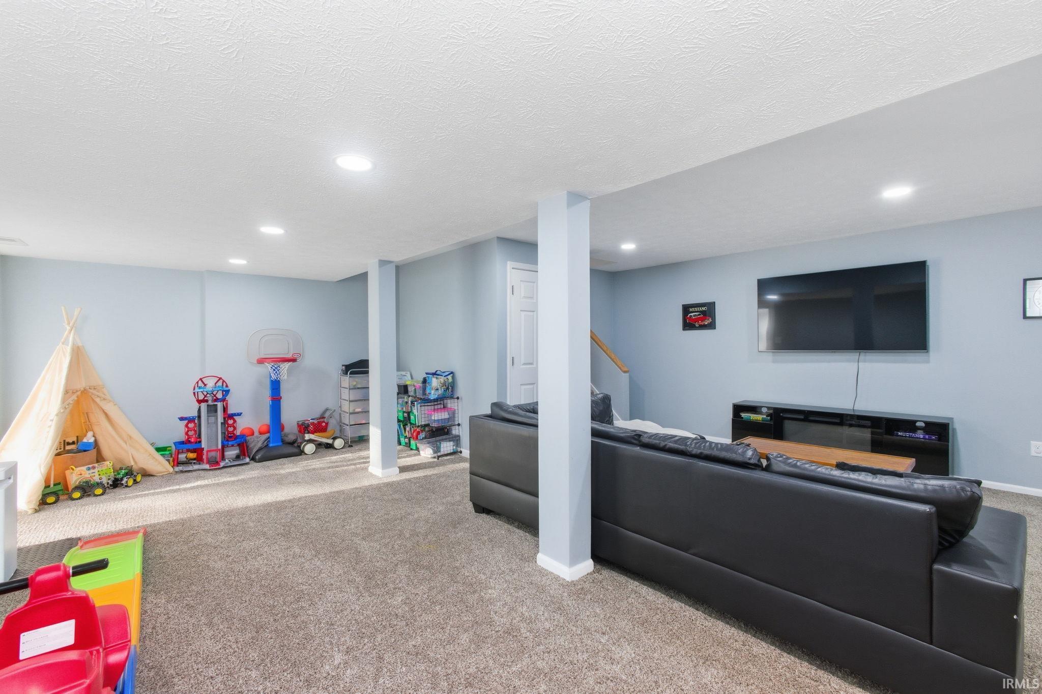 22722 Fair Oaks Court