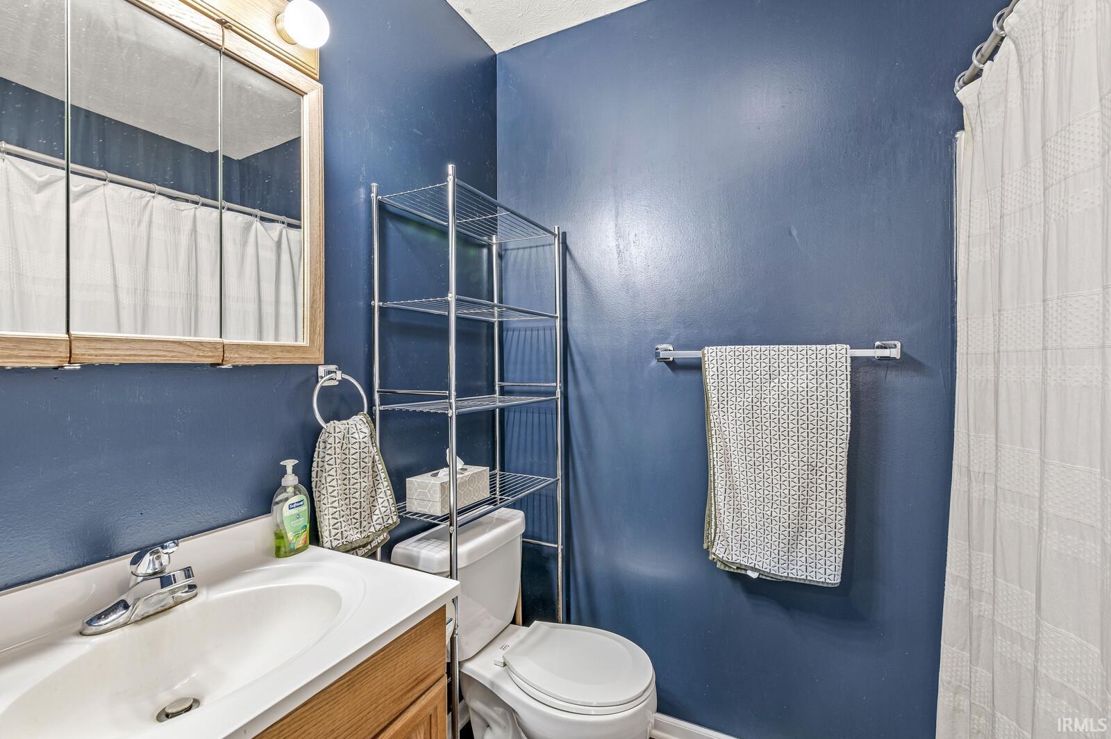 1911 S Ironwood Drive