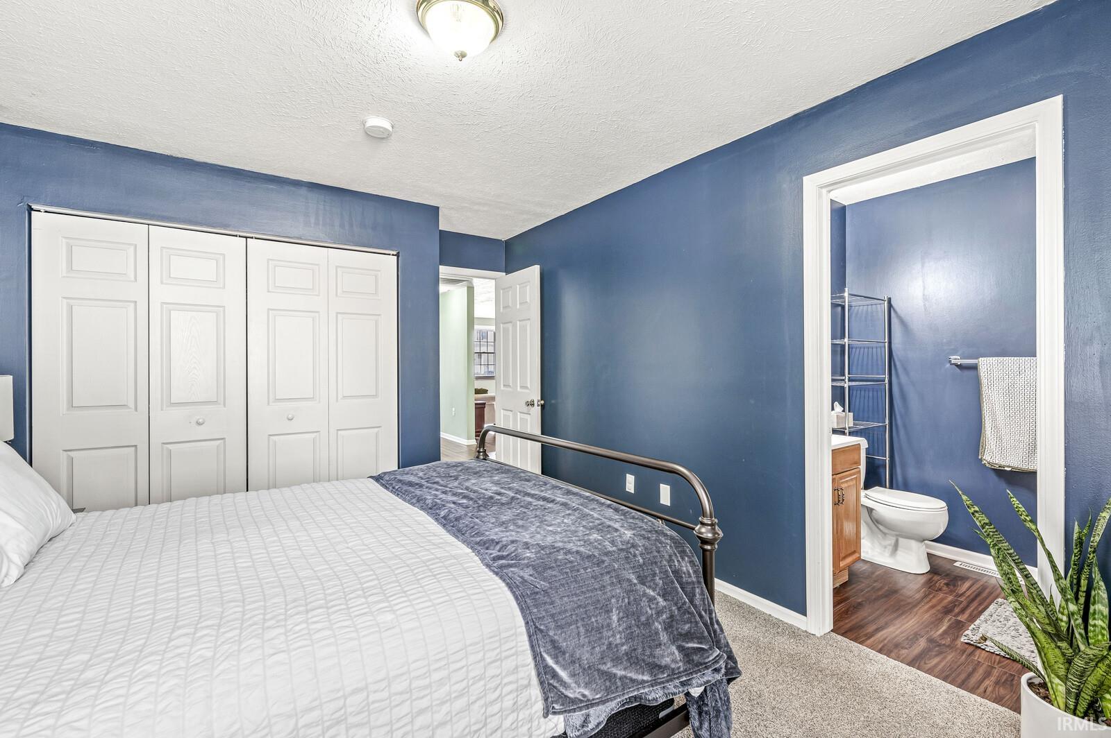 1911 S Ironwood Drive