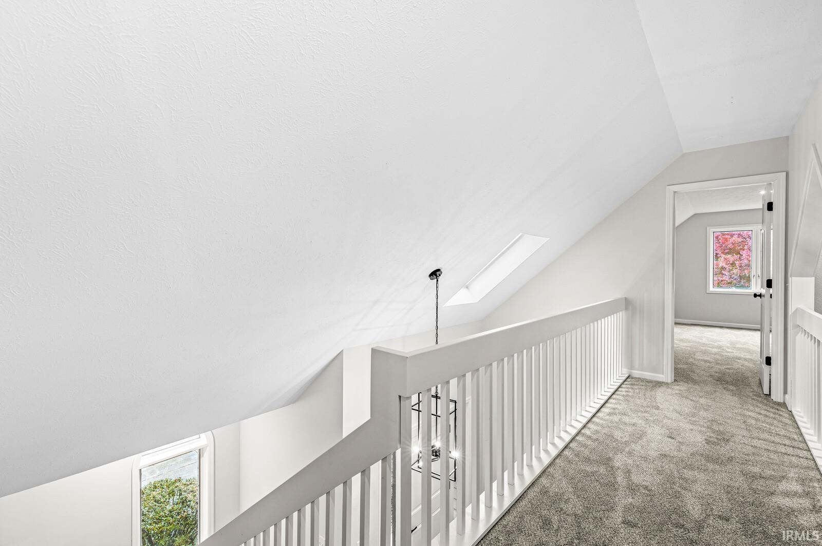 51160 Kings Crossing