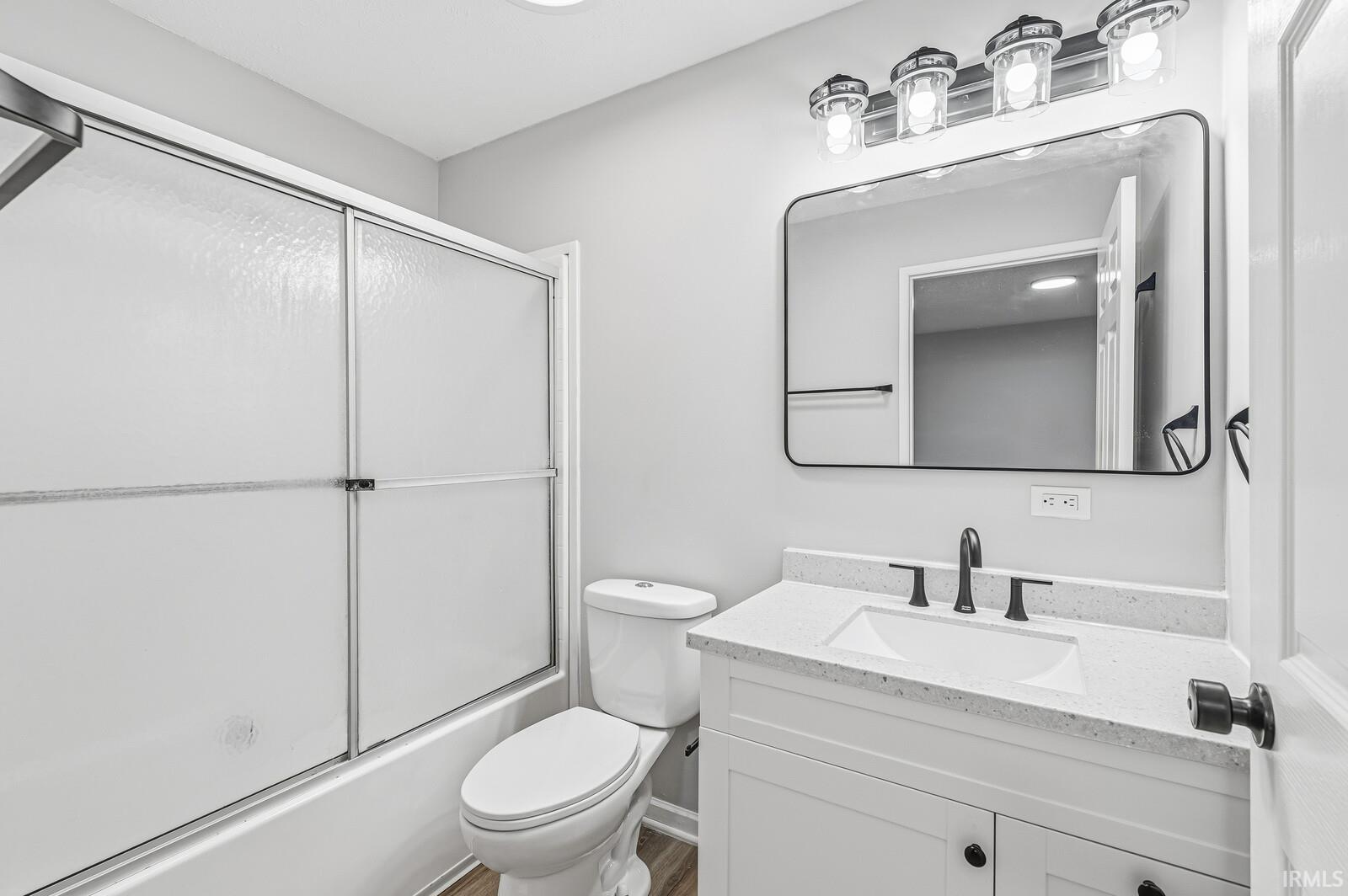 2512 Emerson Forest Parkway