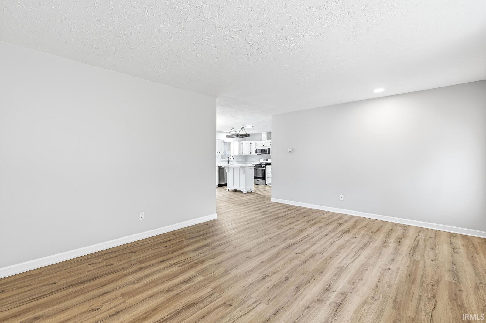 2512 Emerson Forest Parkway