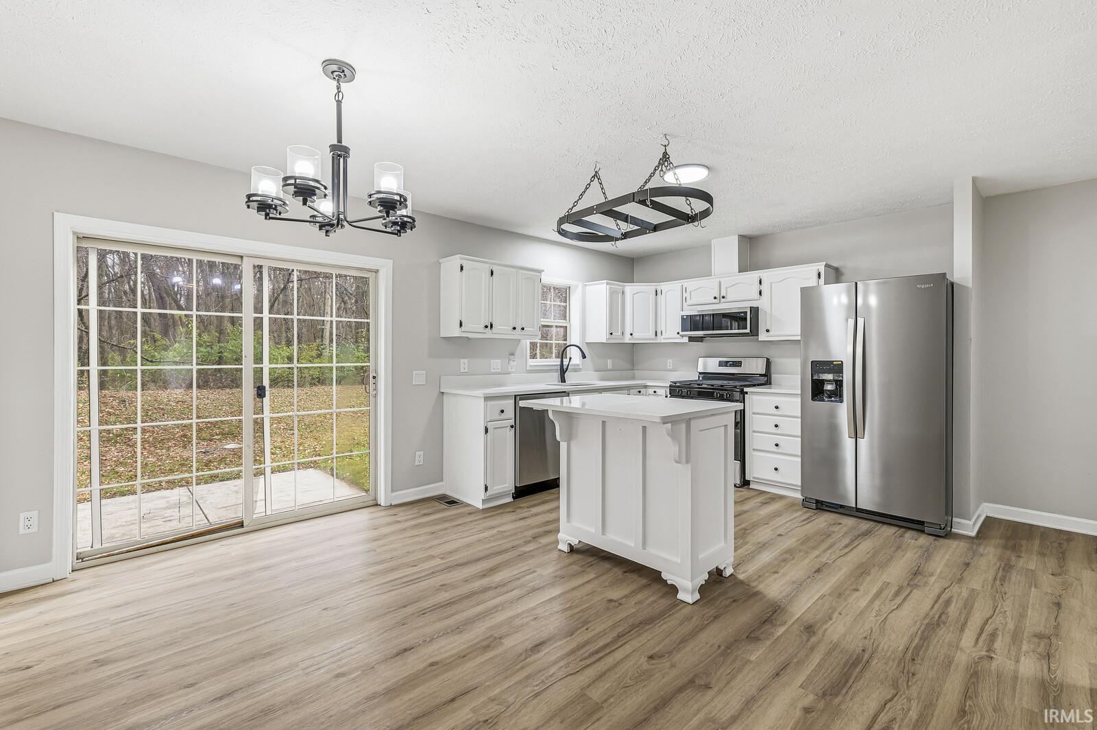 2512 Emerson Forest Parkway