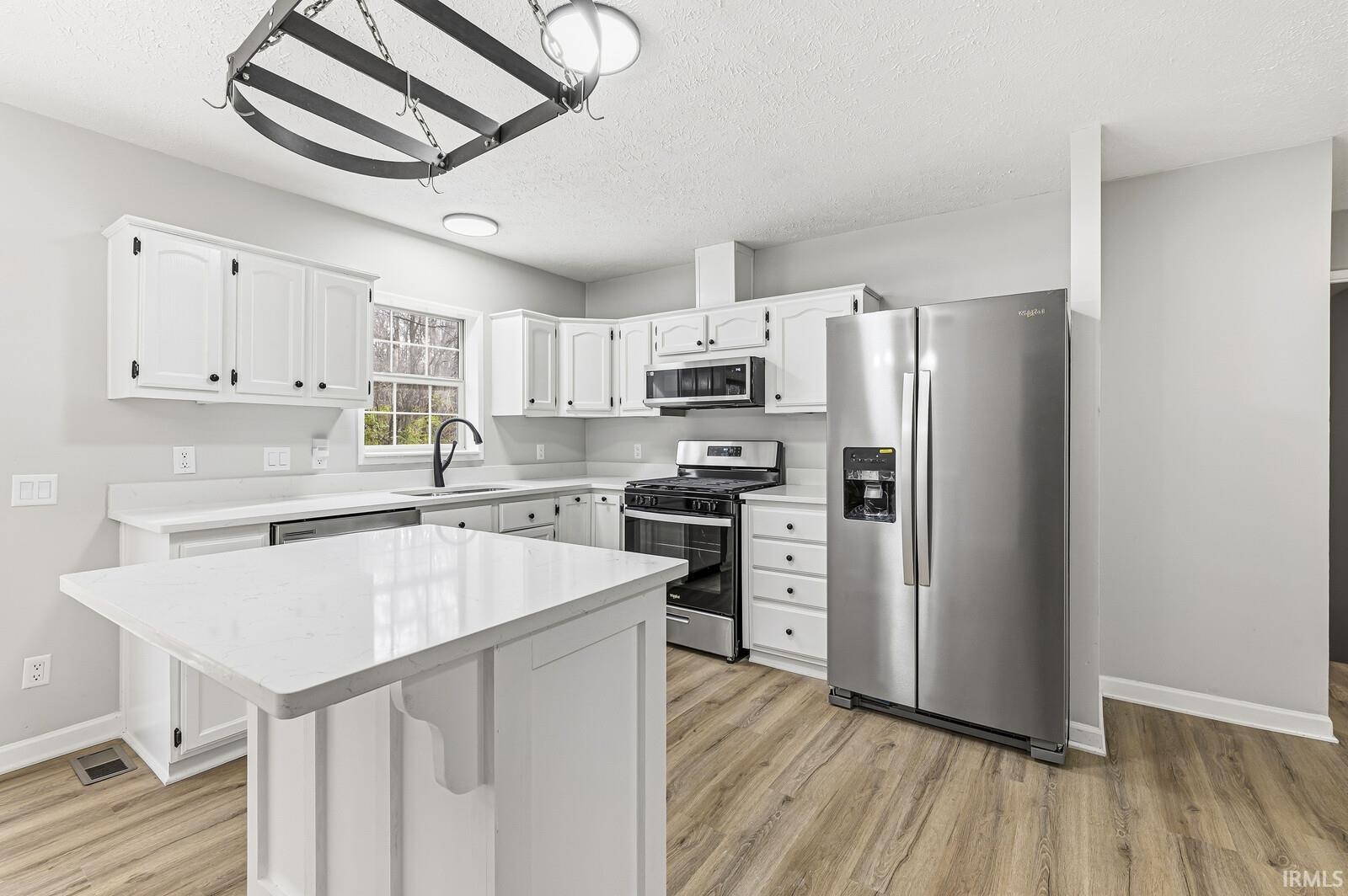 2512 Emerson Forest Parkway