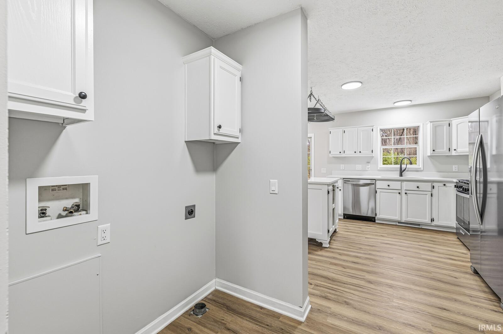 2512 Emerson Forest Parkway