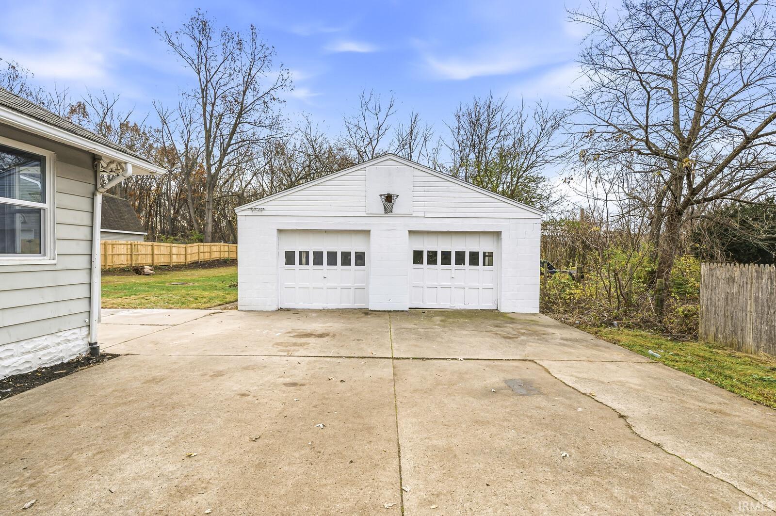 19602 Greenacre Street