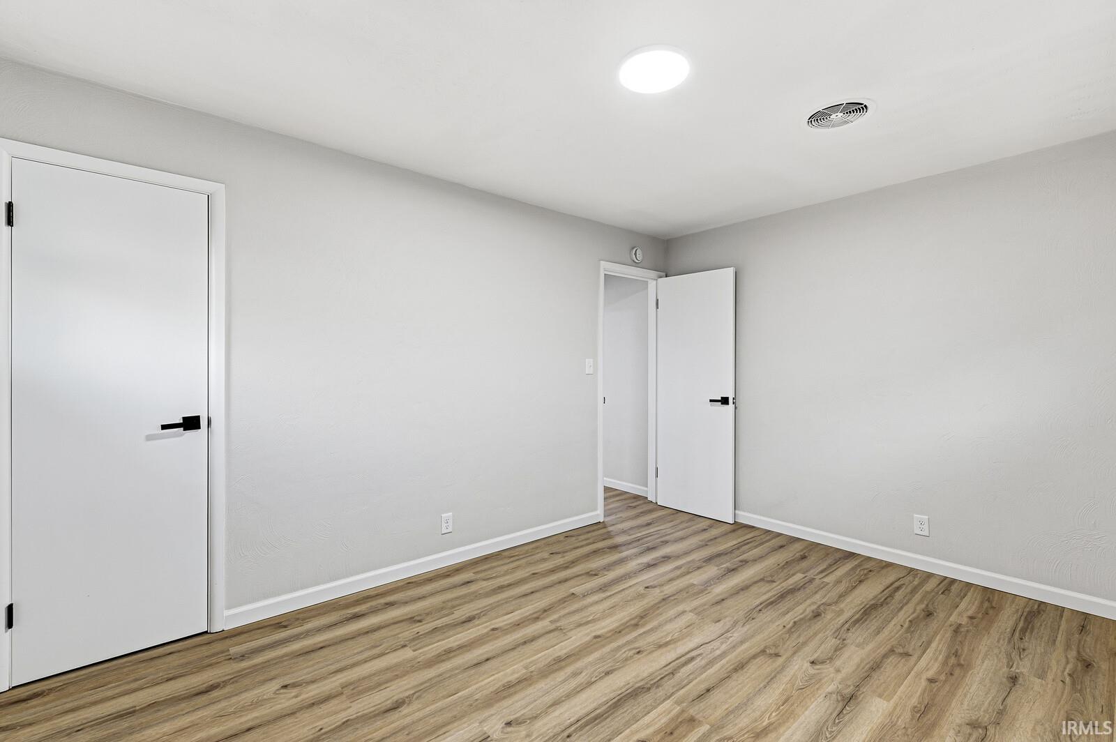 20479 Roosevelt Road