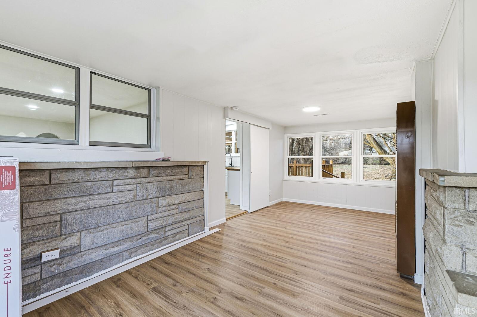 20479 Roosevelt Road