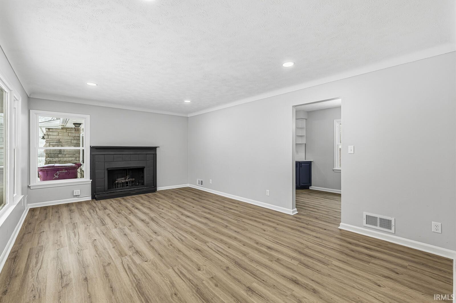 53199 W Oakmont Drive