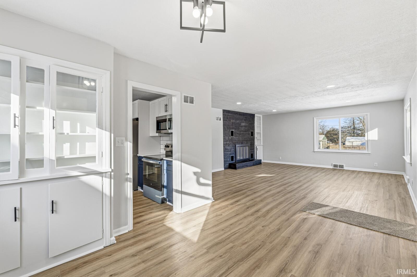 2903 Erskine Boulevard