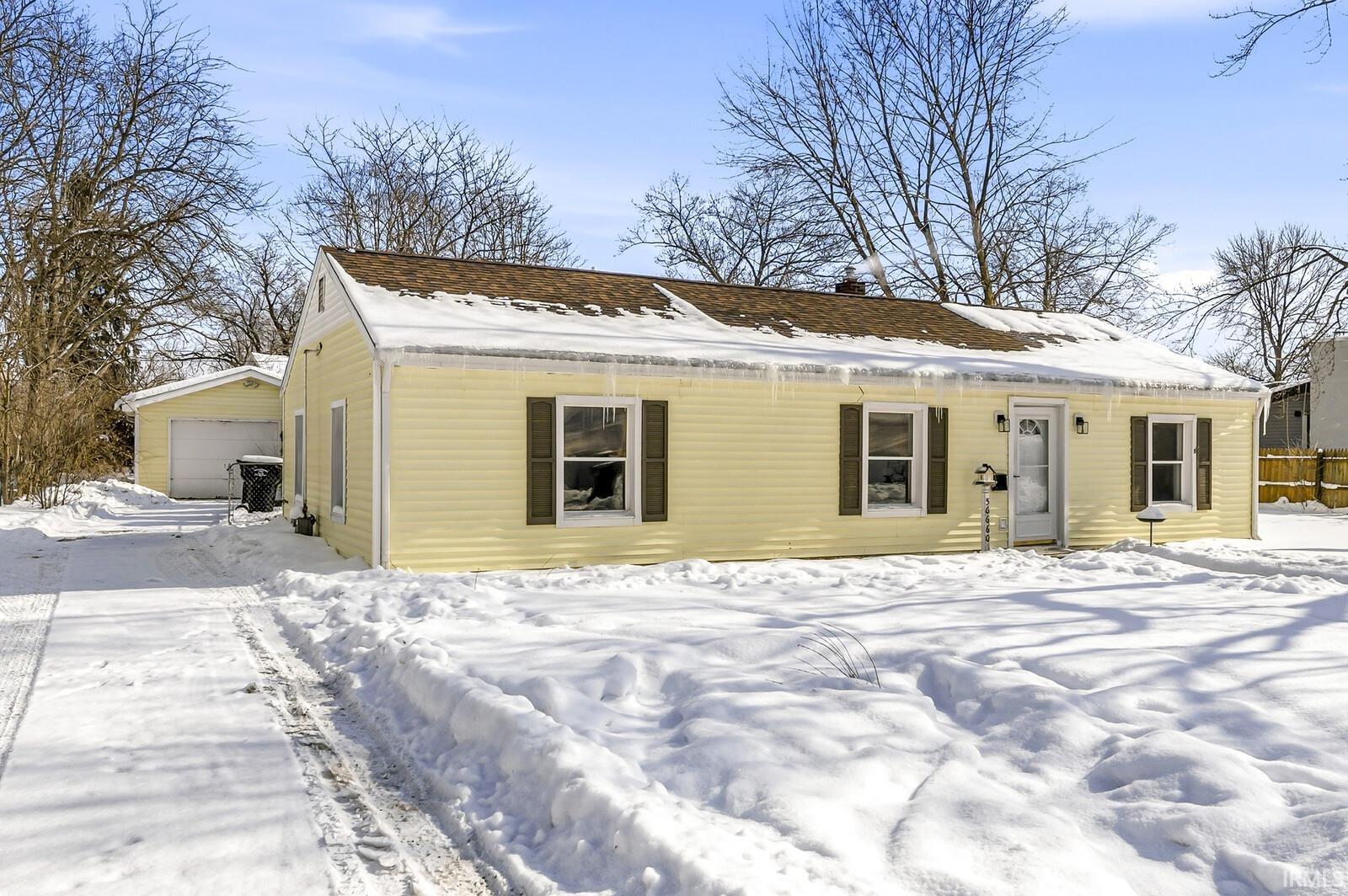 56660 Crescent Drive